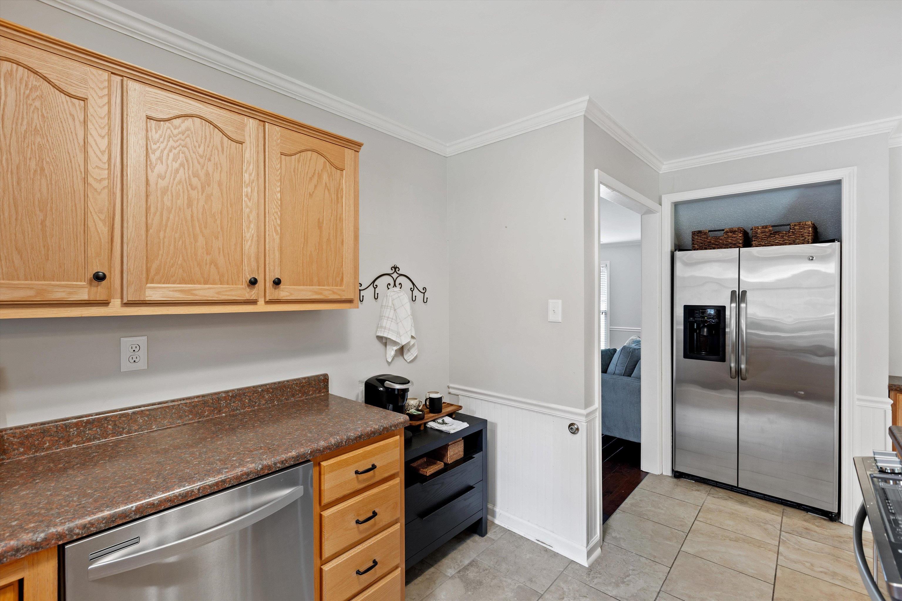 294 CEDAR POST CV