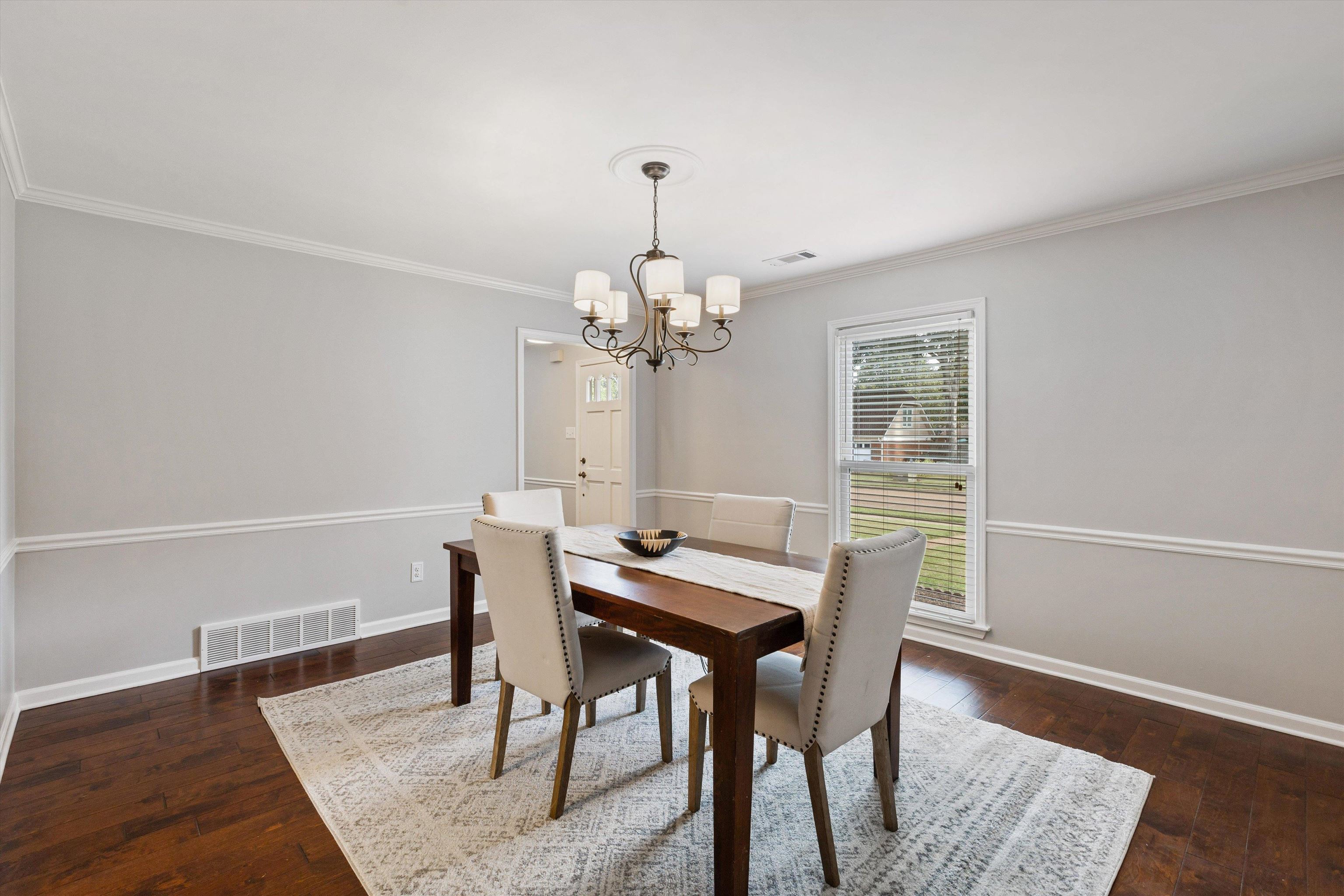 294 CEDAR POST CV