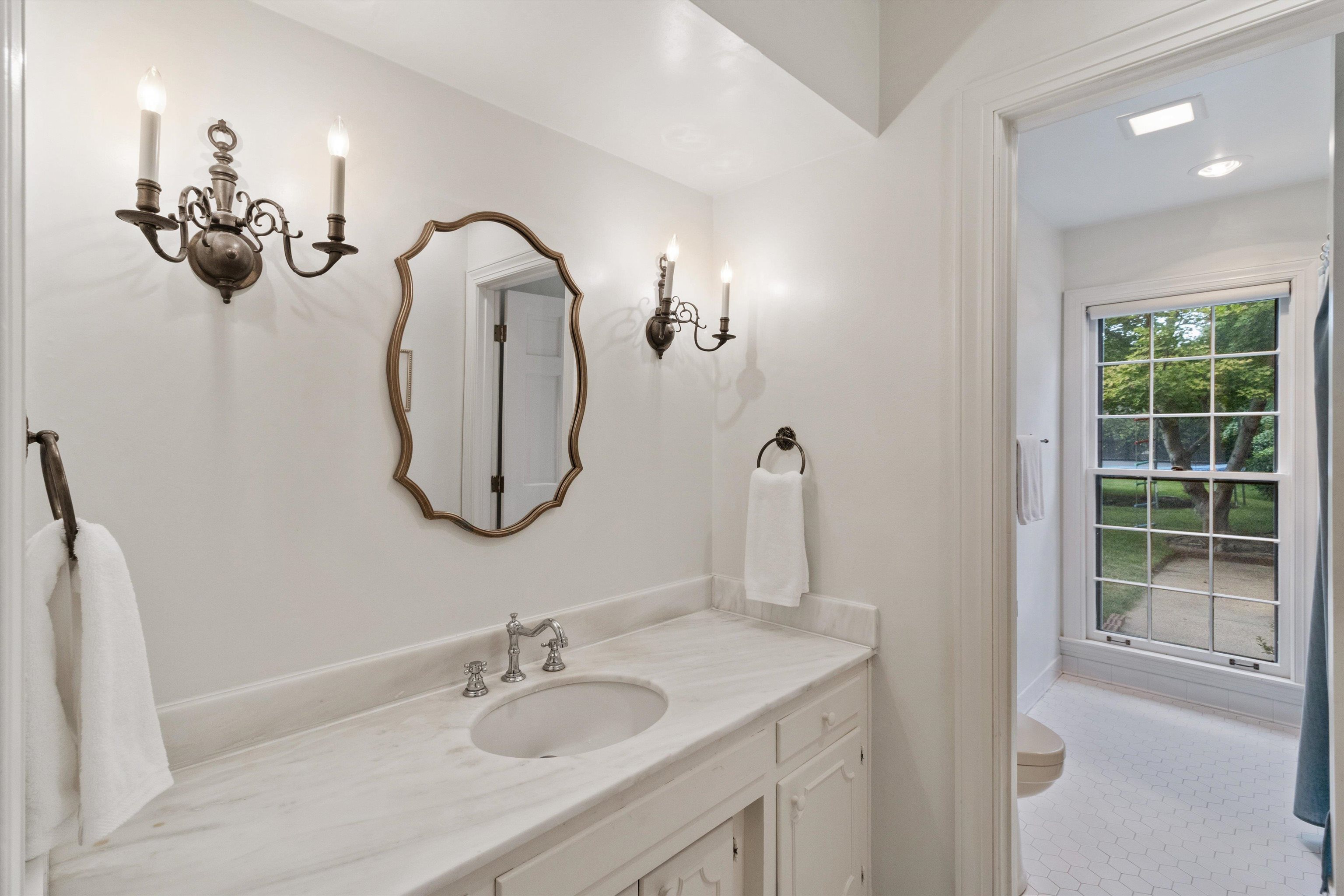 6380 CANDLEWOOD CV