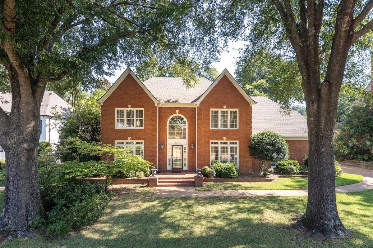 8820 SOMERSET LN
