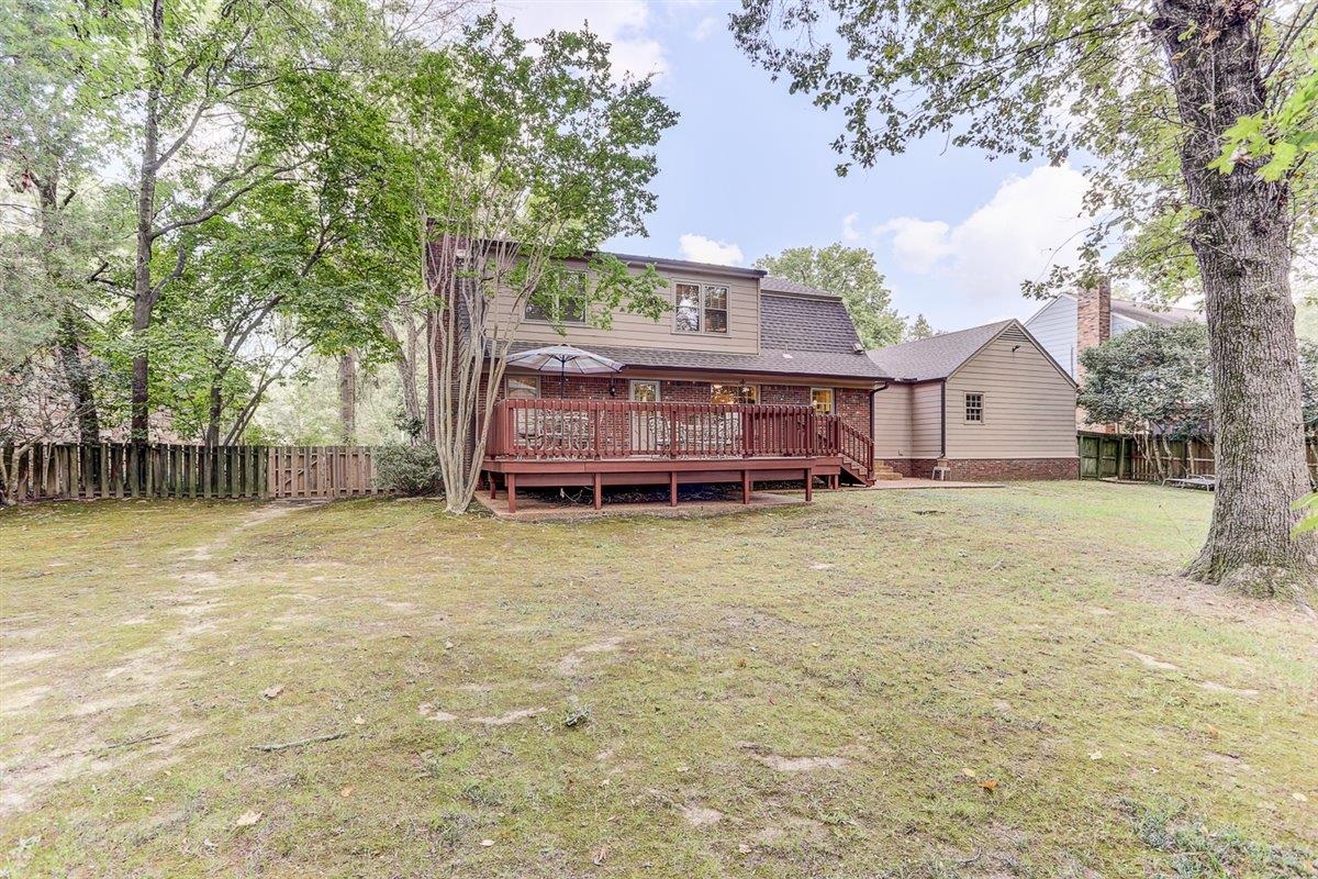 7215 CEDAR LN