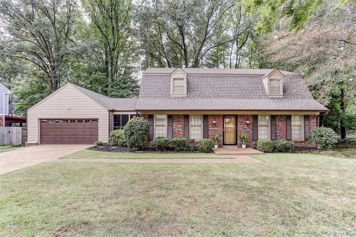 7215 CEDAR LN