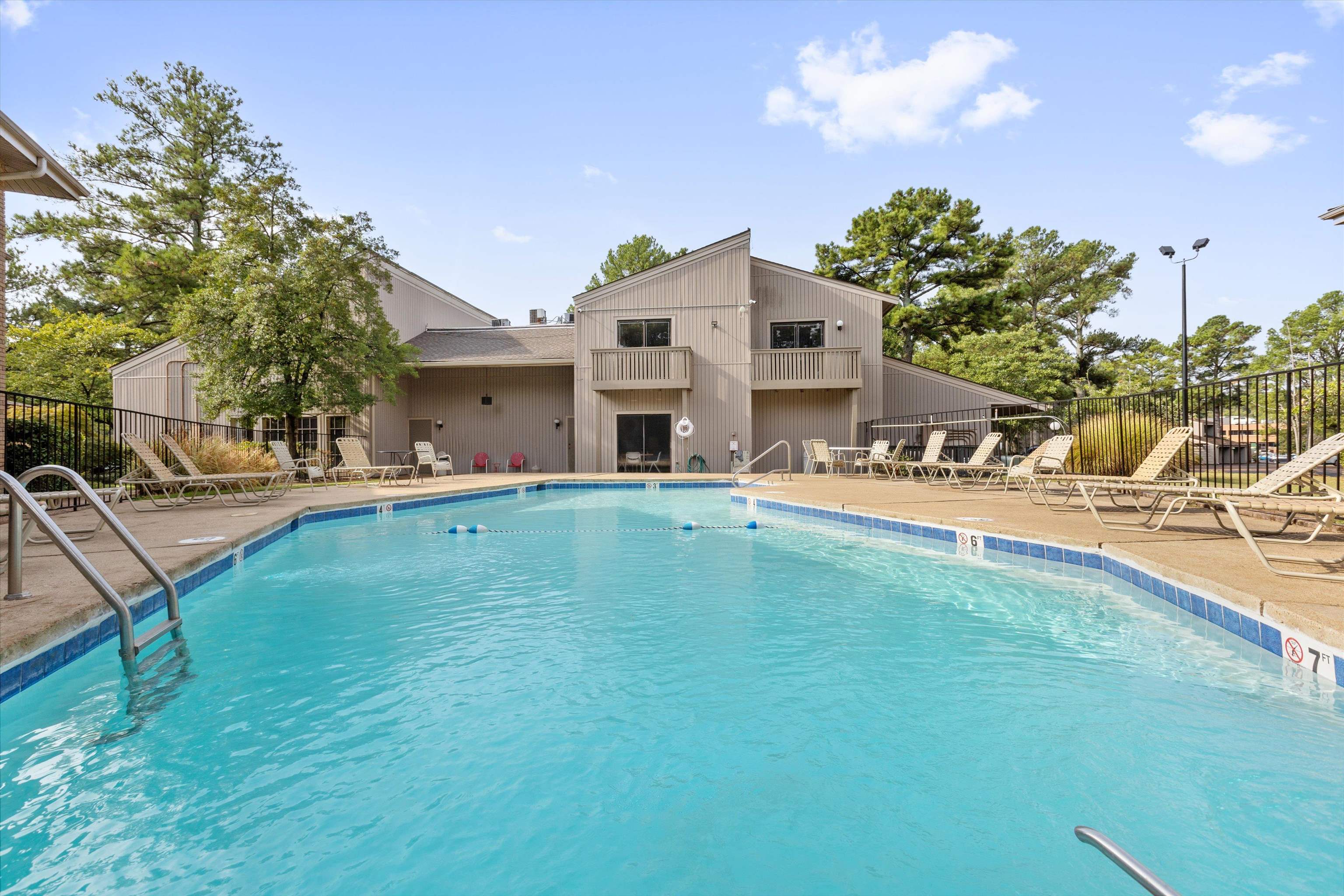 4777 AUDUBON VIEW CIR Unit: 1