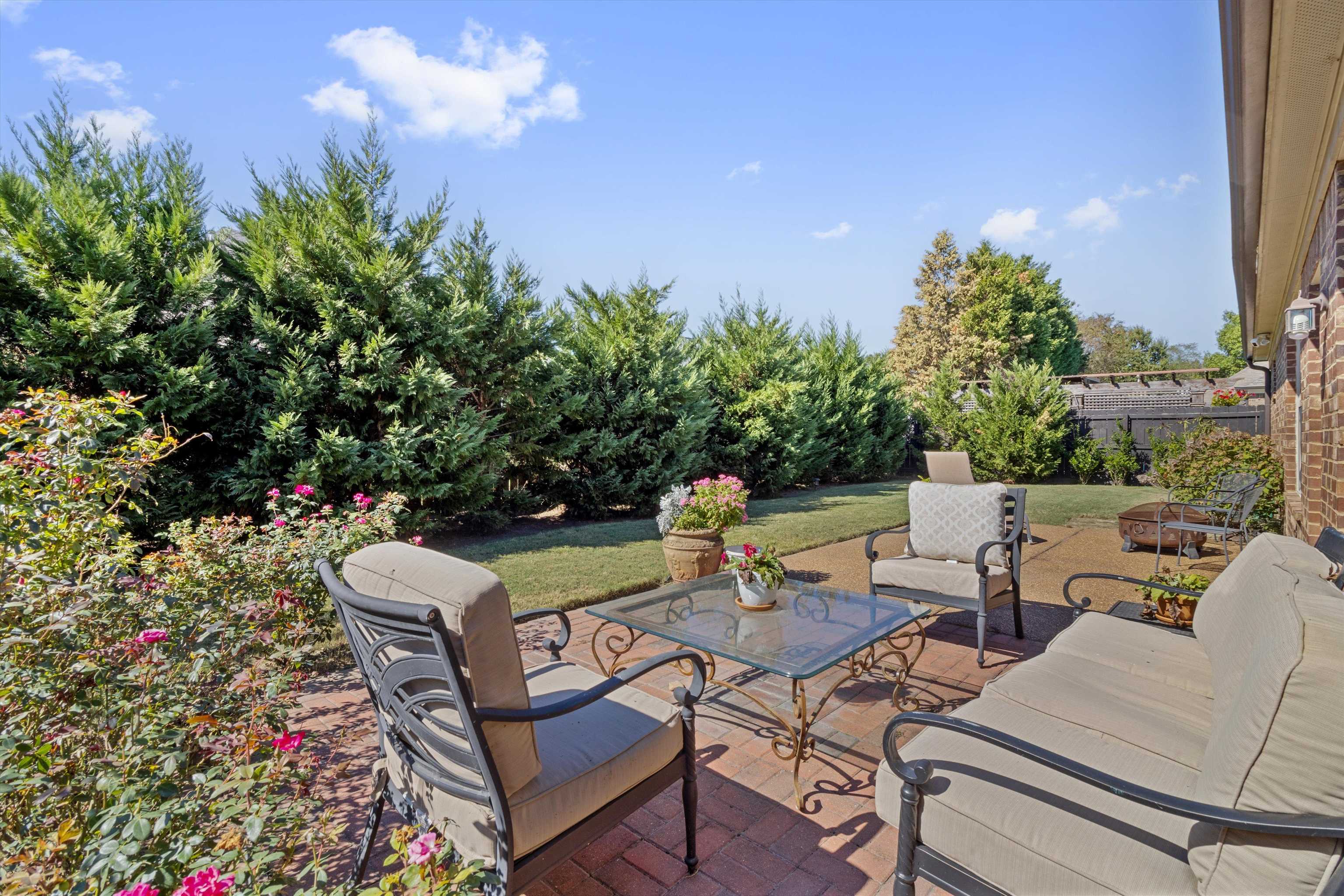 1341 RAINDROP DR