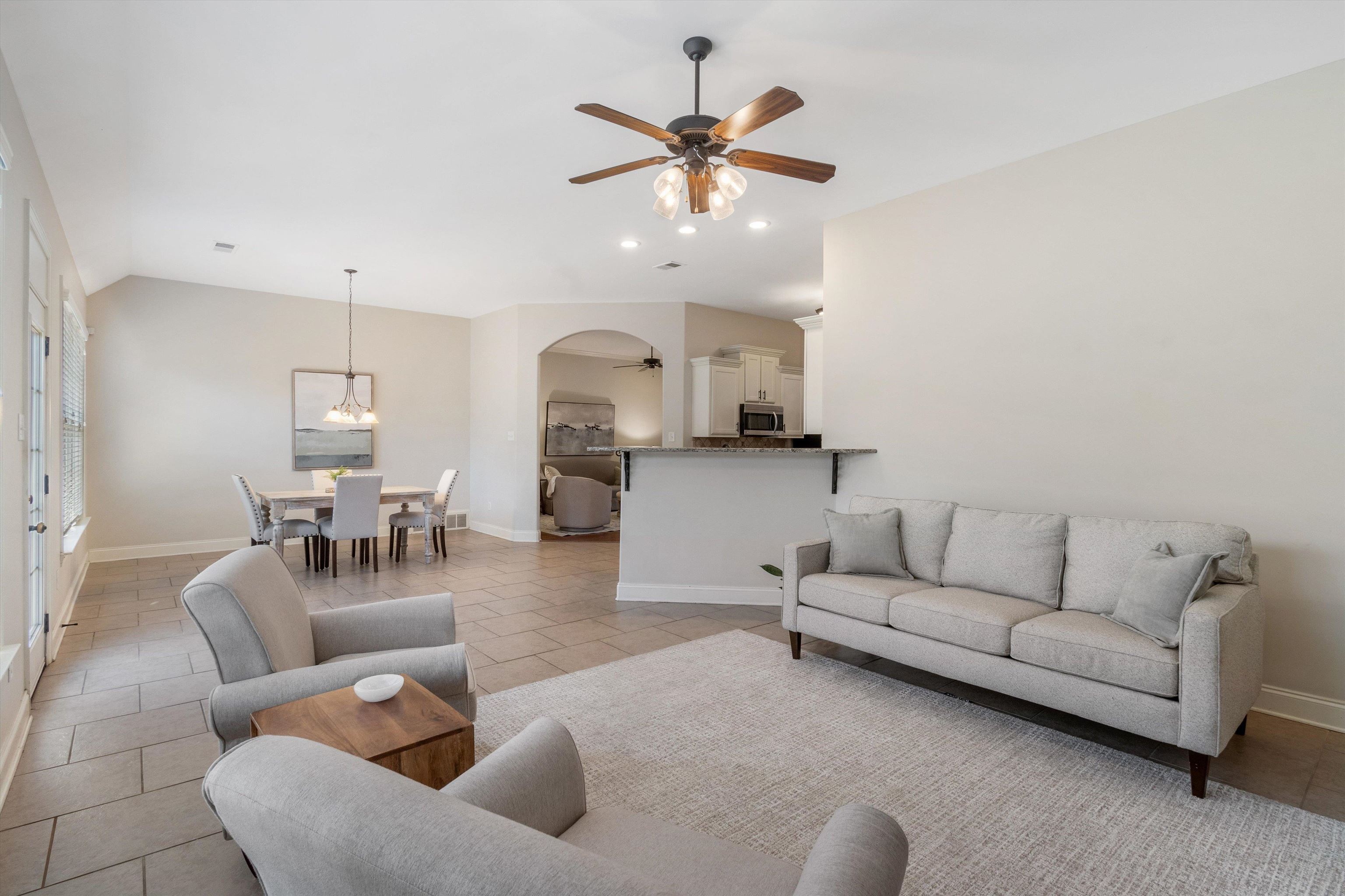 1341 RAINDROP DR