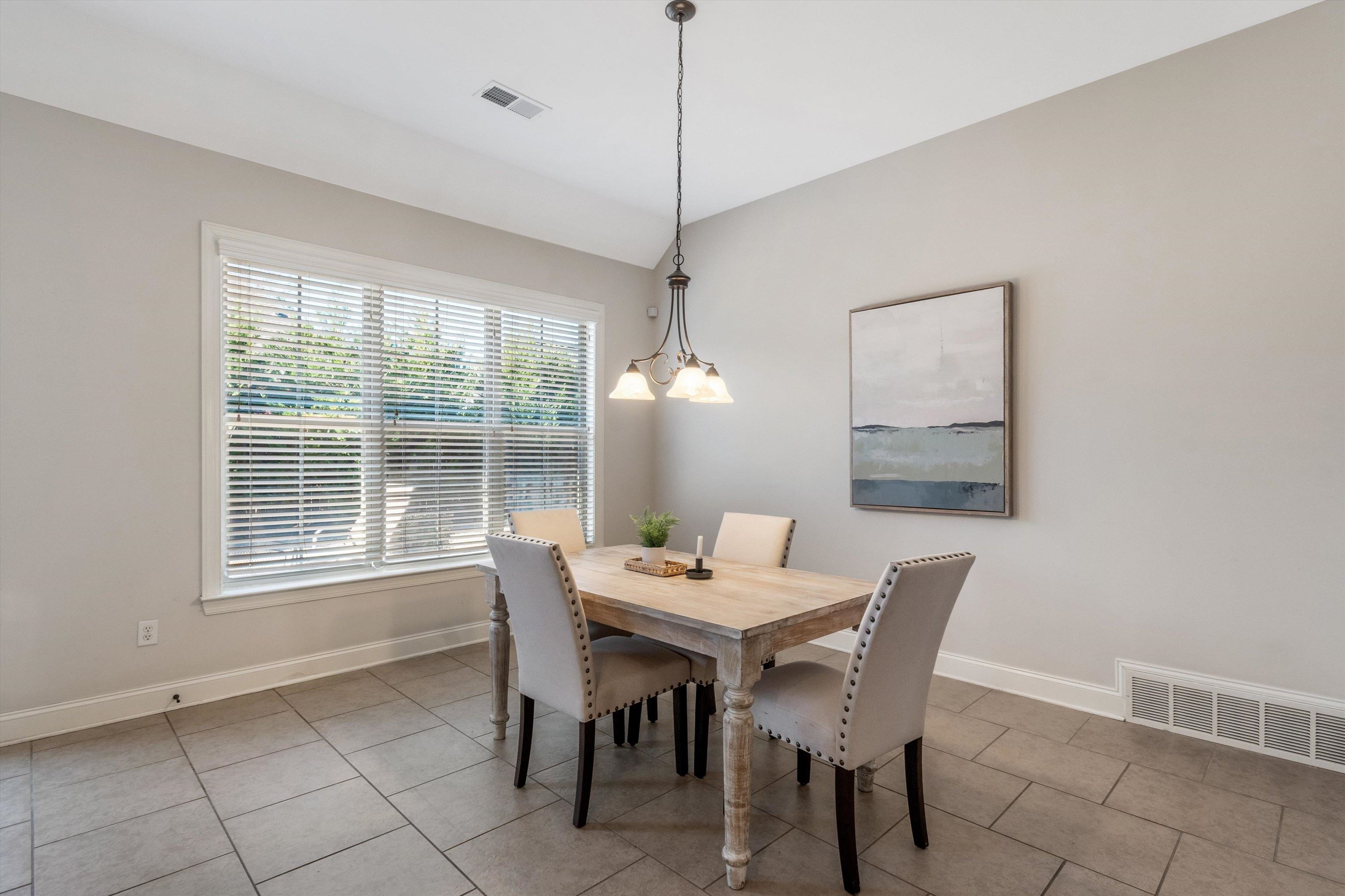 1341 RAINDROP DR