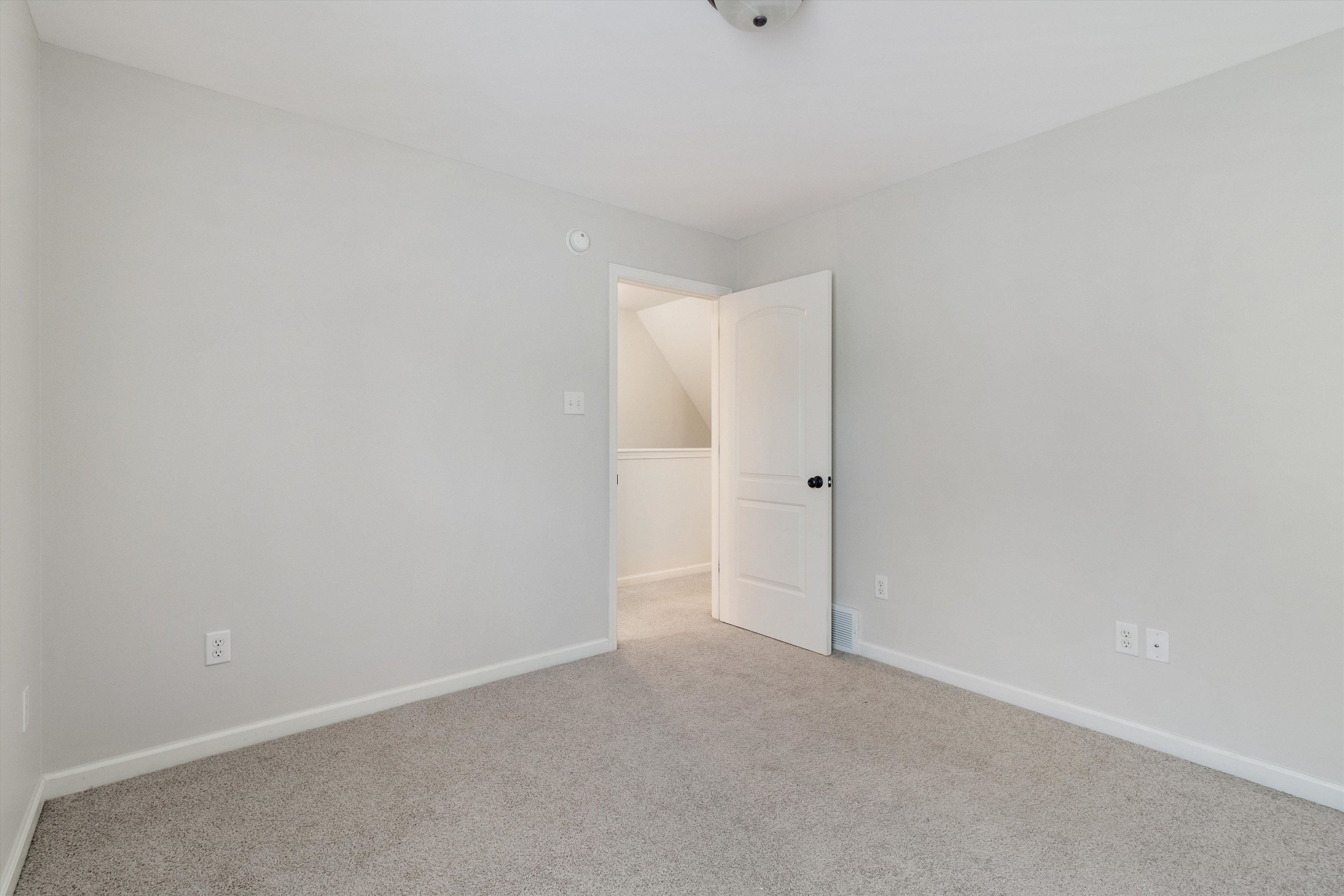 1341 RAINDROP DR