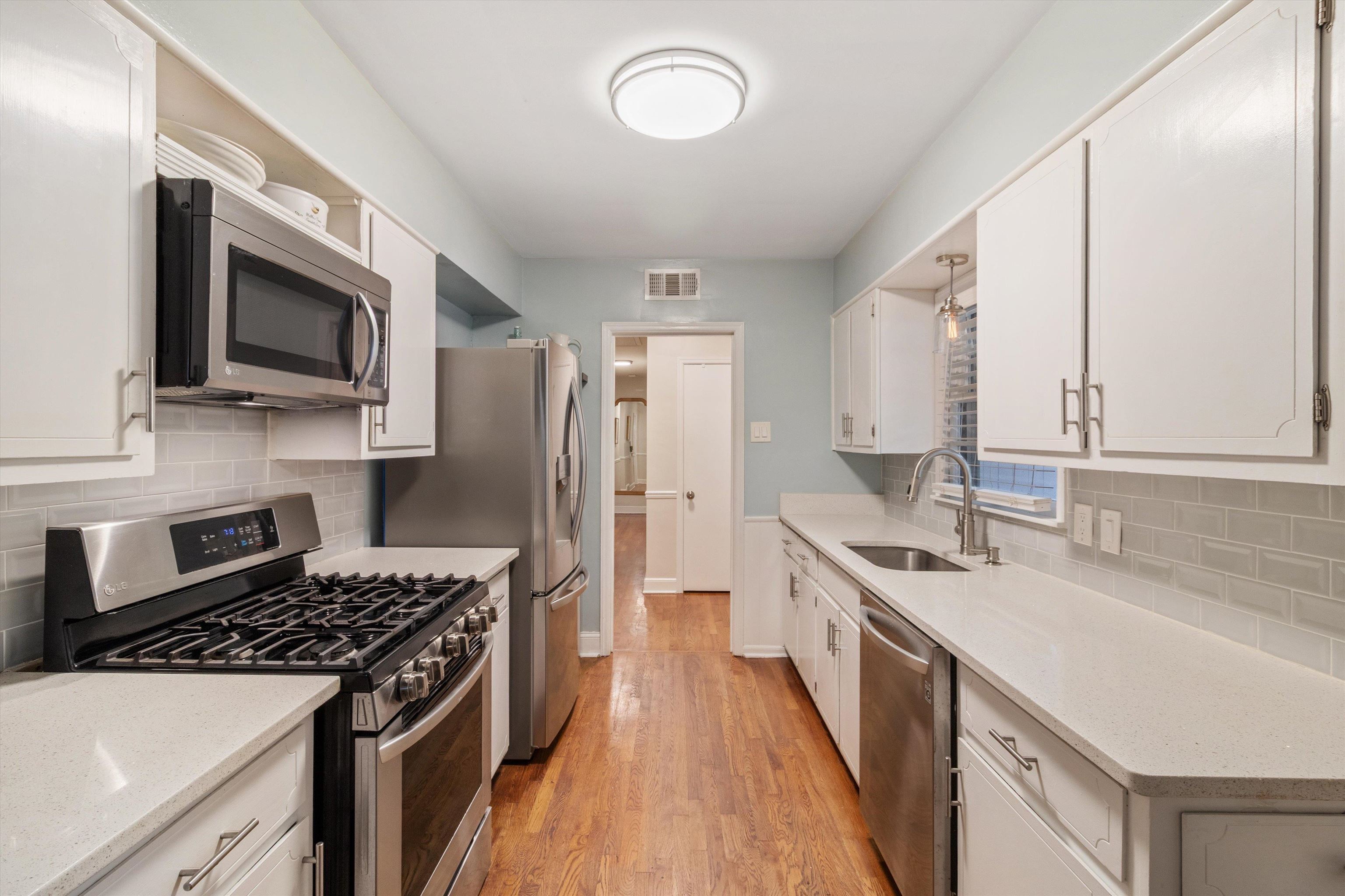 1118 PERKINS TER