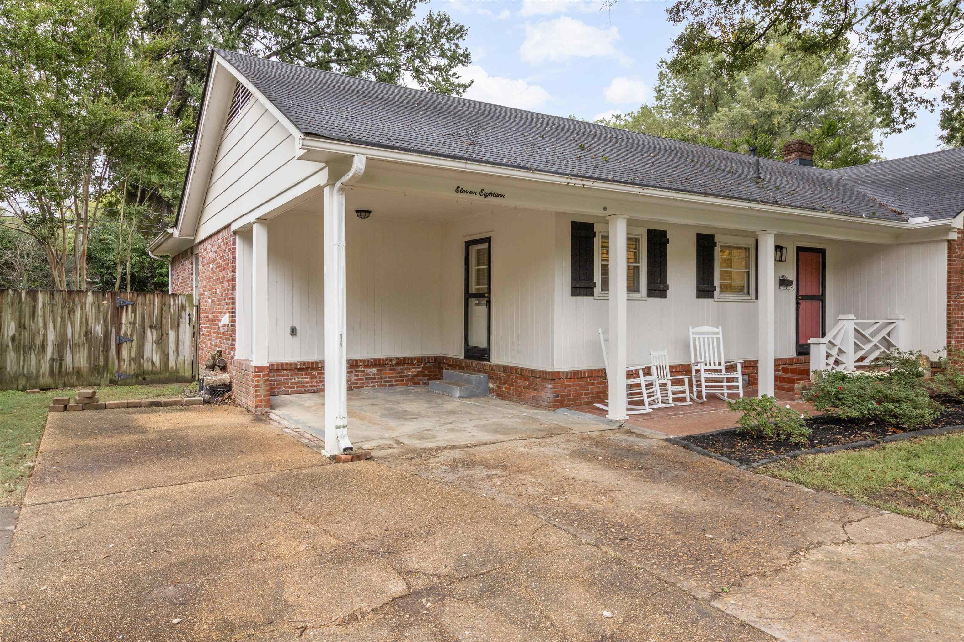 1118 PERKINS TER