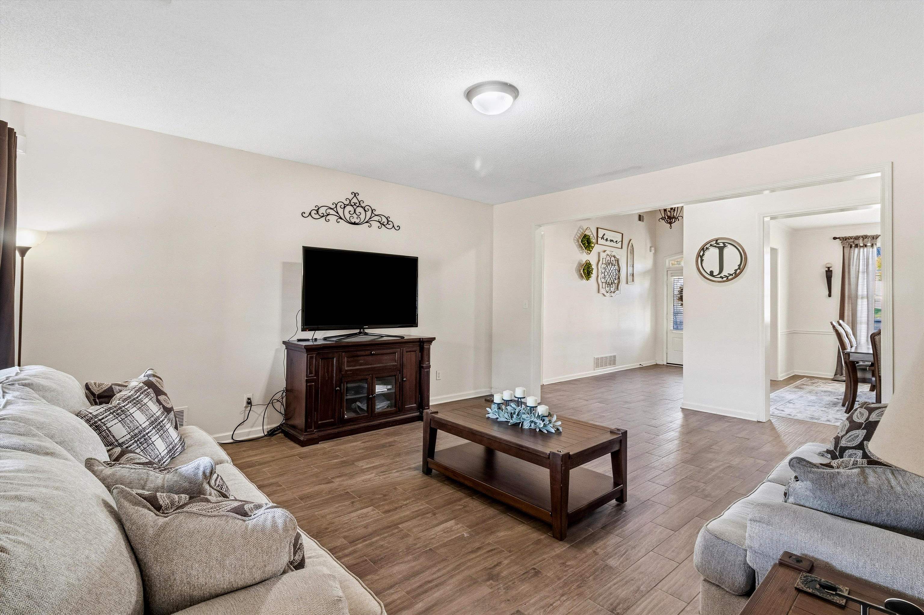 5480 WOOD RIDGE CV