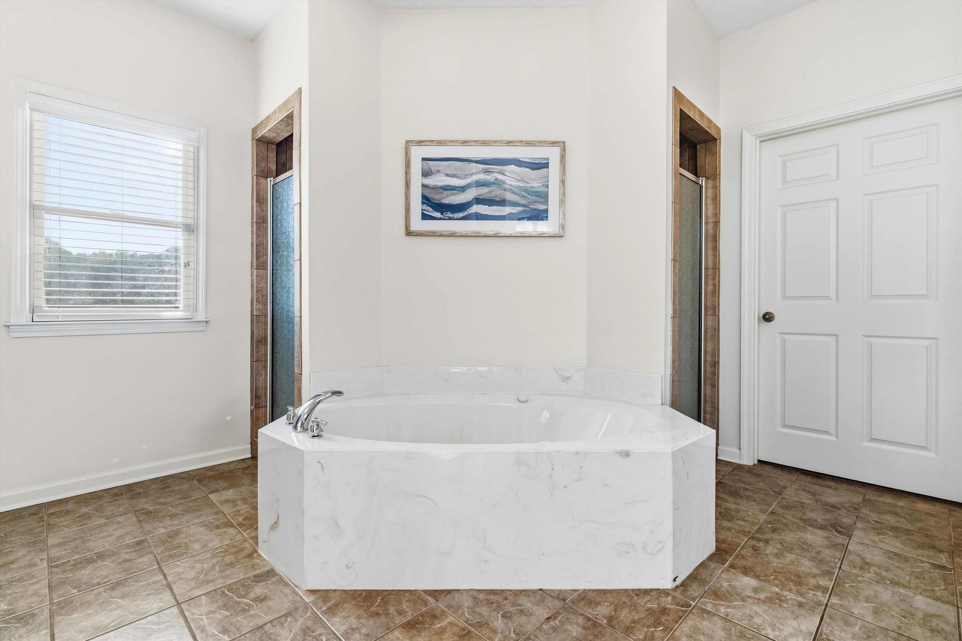 5480 WOOD RIDGE CV