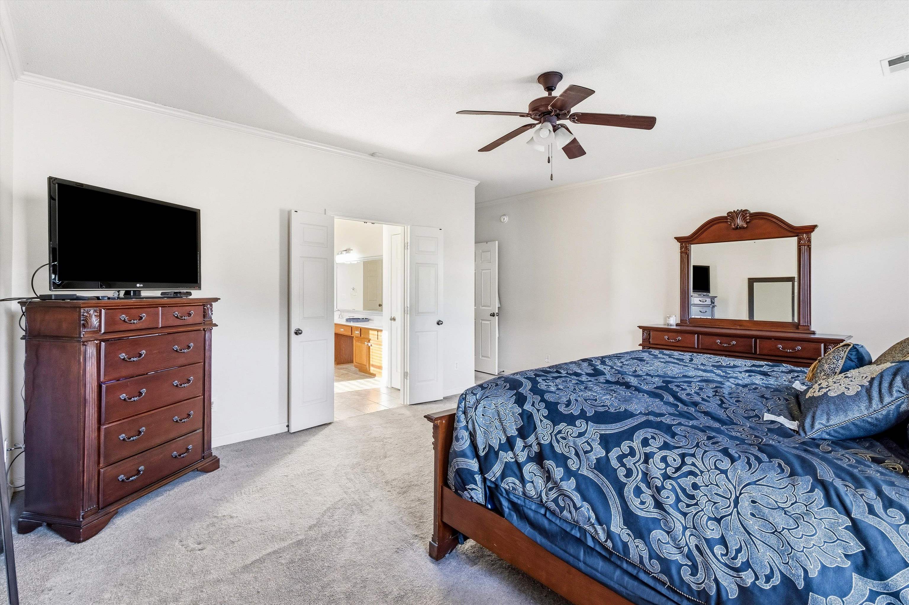 5480 WOOD RIDGE CV