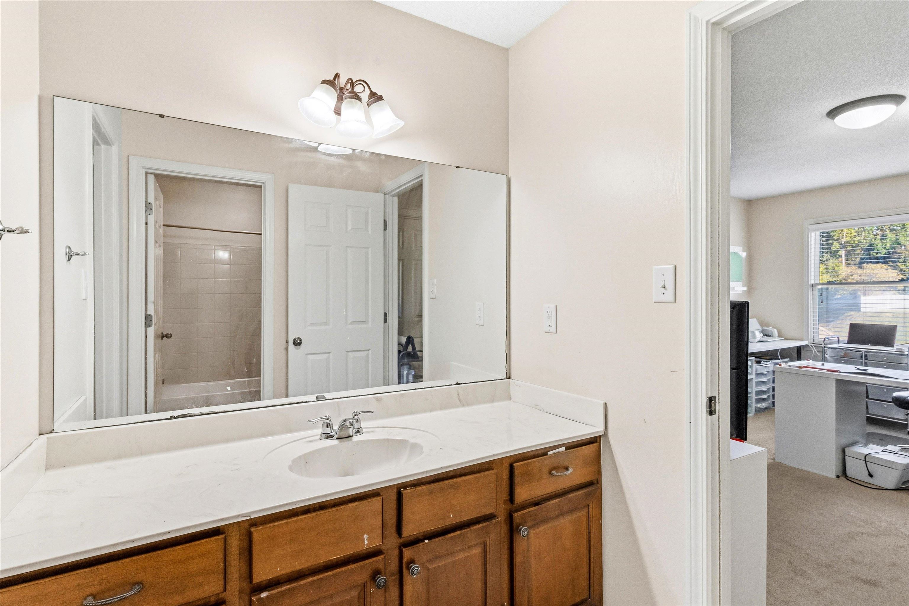 5480 WOOD RIDGE CV