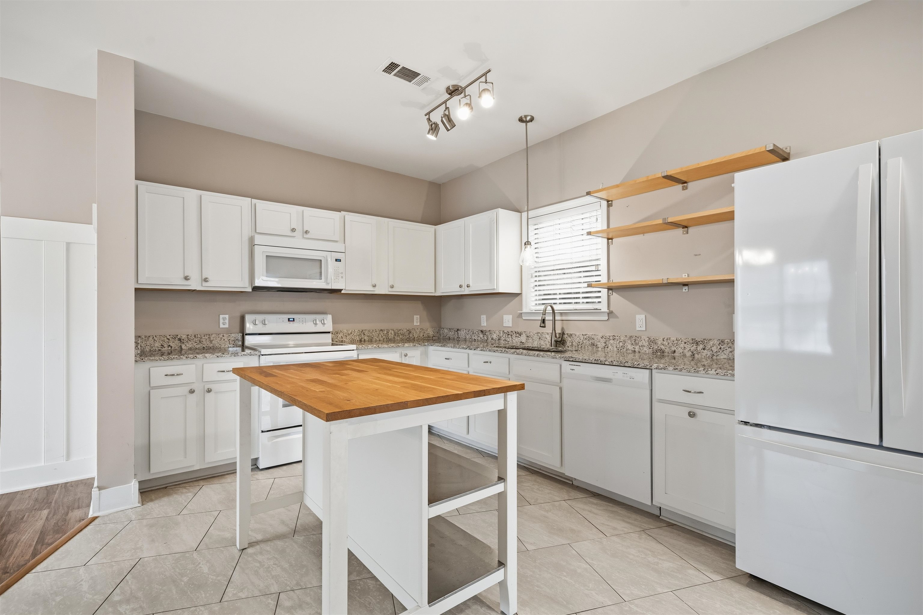 1238 S COLLIERVILLE-ARLINGTON RD S