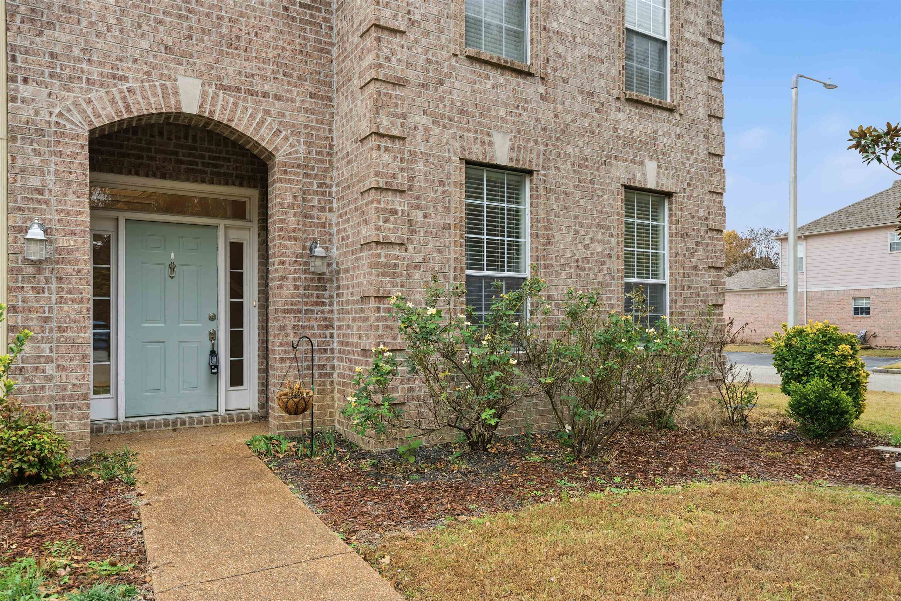 1238 S COLLIERVILLE-ARLINGTON RD S