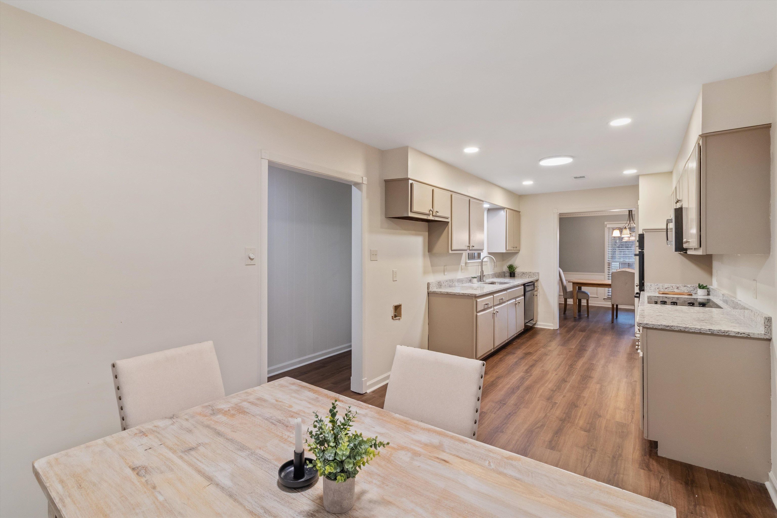 63 VINE GROVE LN