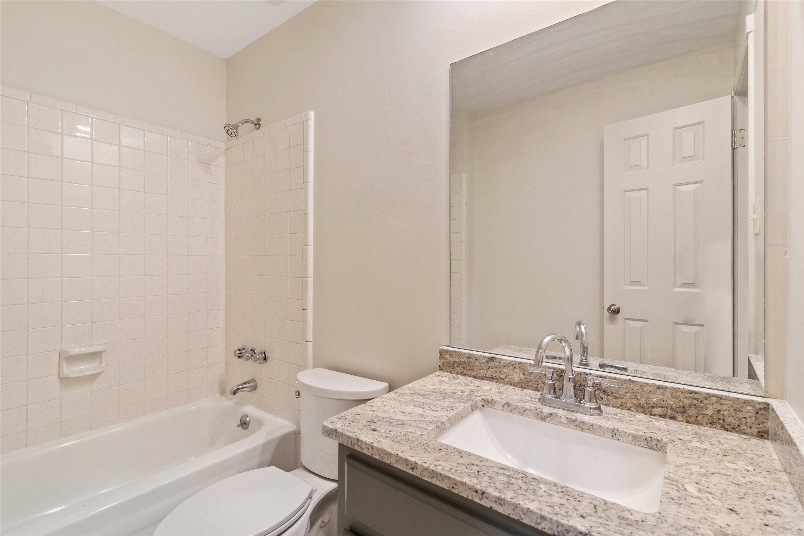 63 VINE GROVE LN