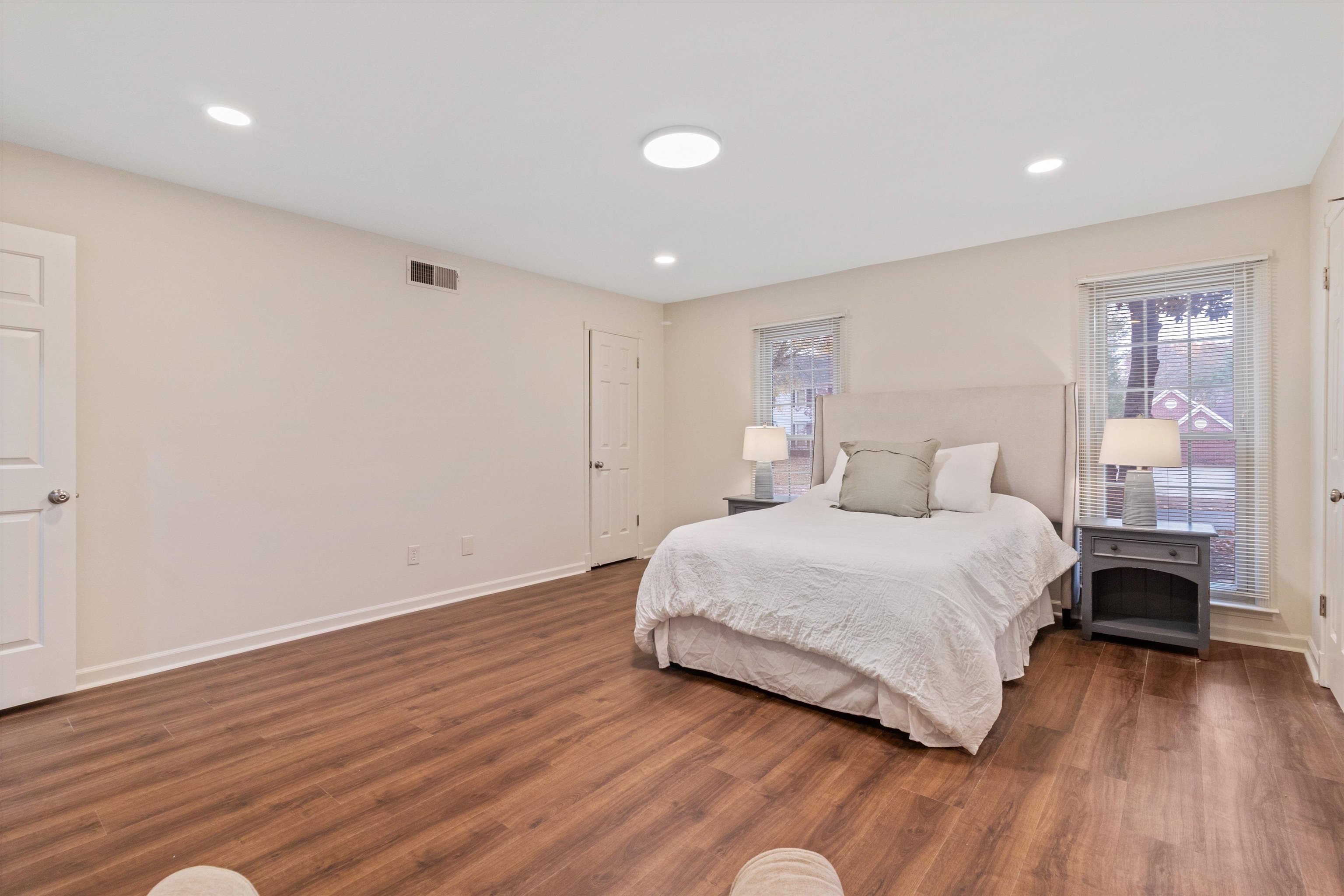 63 VINE GROVE LN