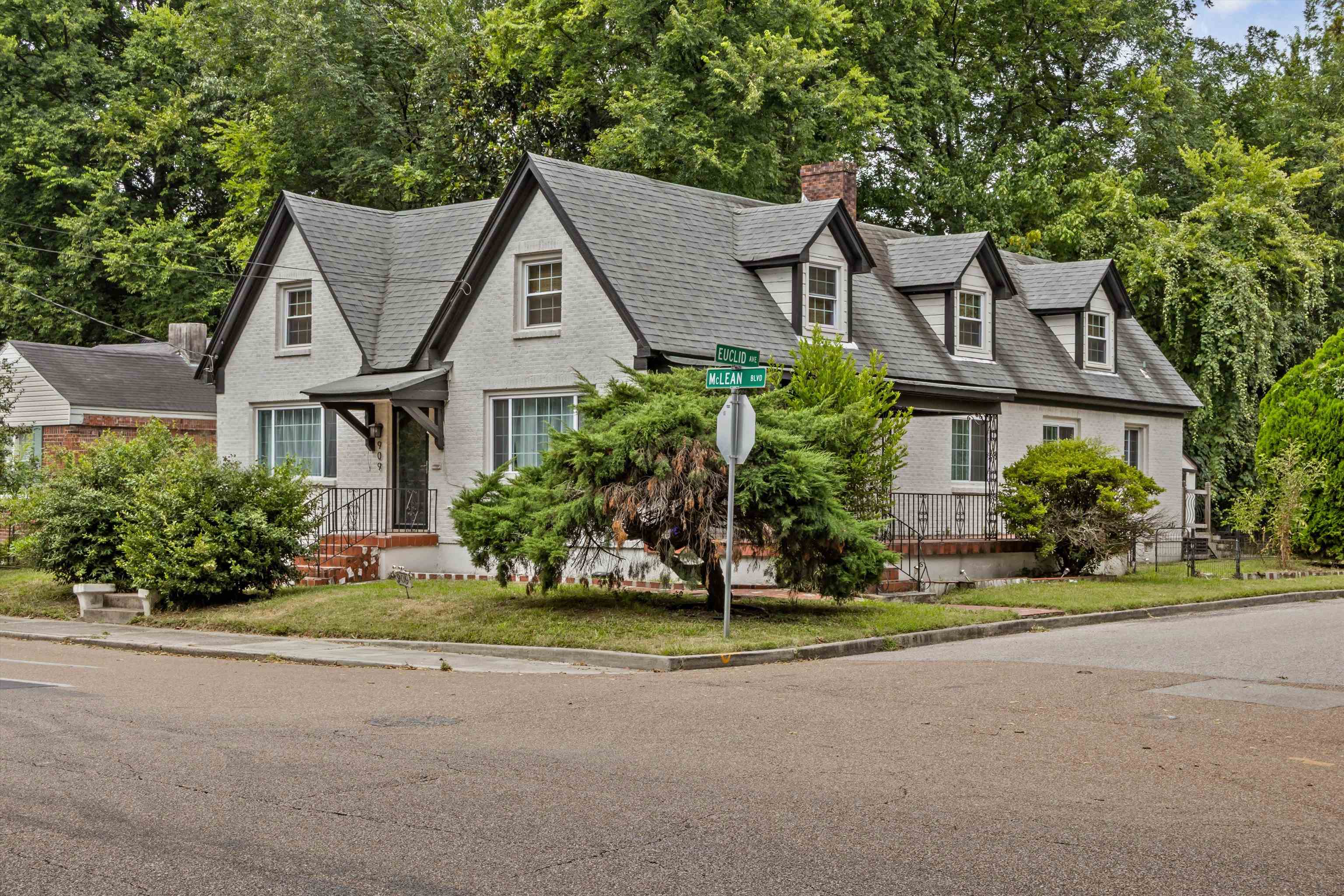 909 S MCLEAN BLVD