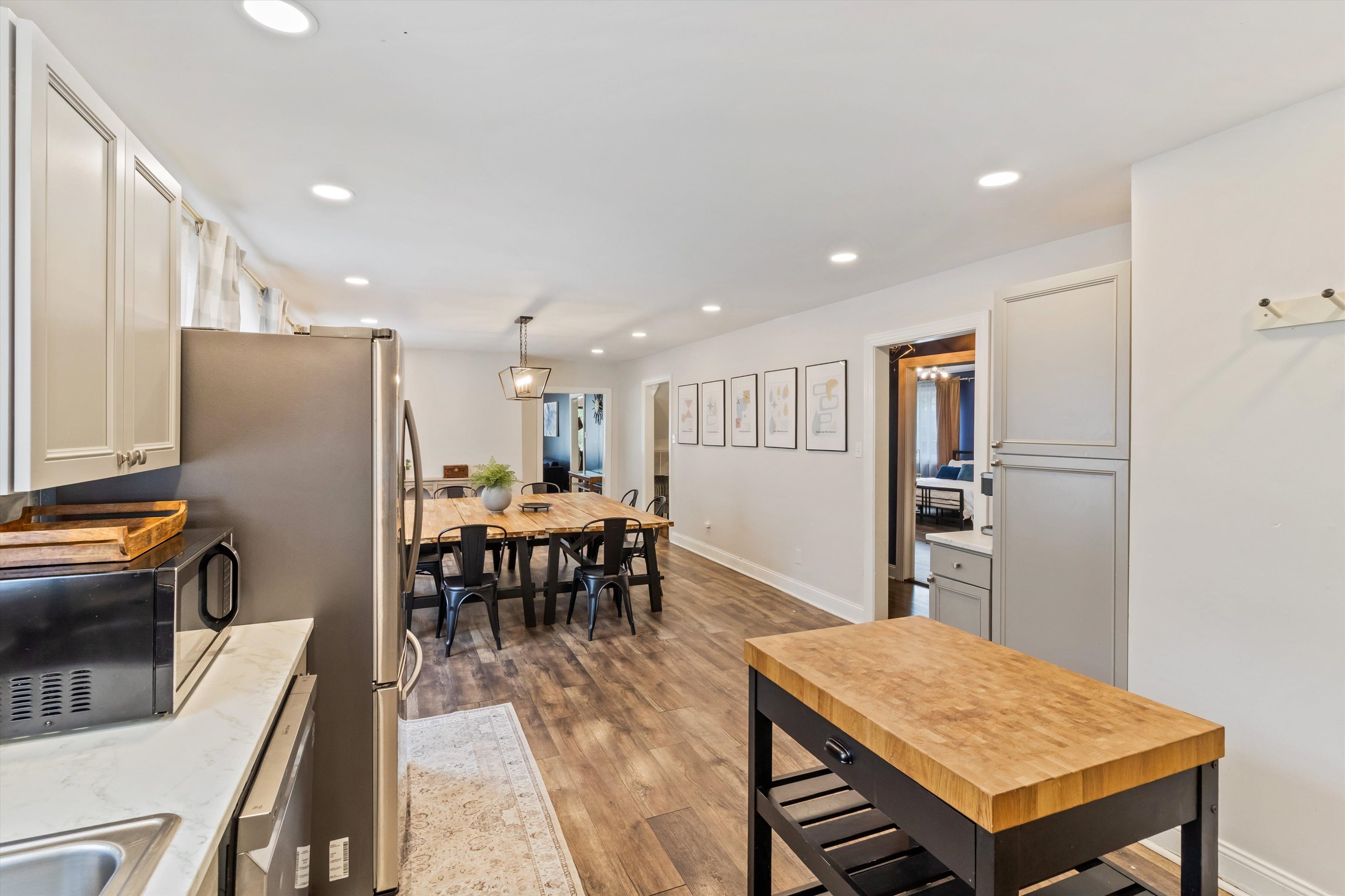 909 S MCLEAN BLVD