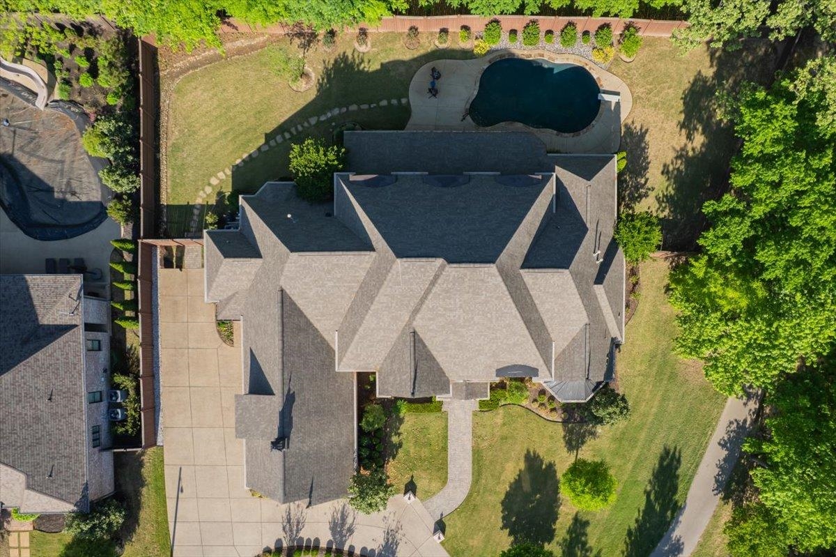 547 LAMBS BROOK LN