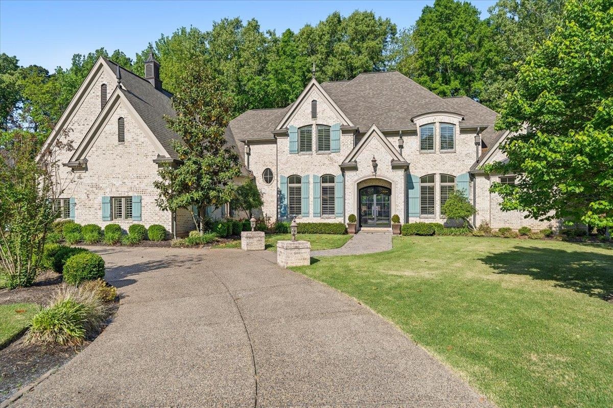 547 LAMBS BROOK LN
