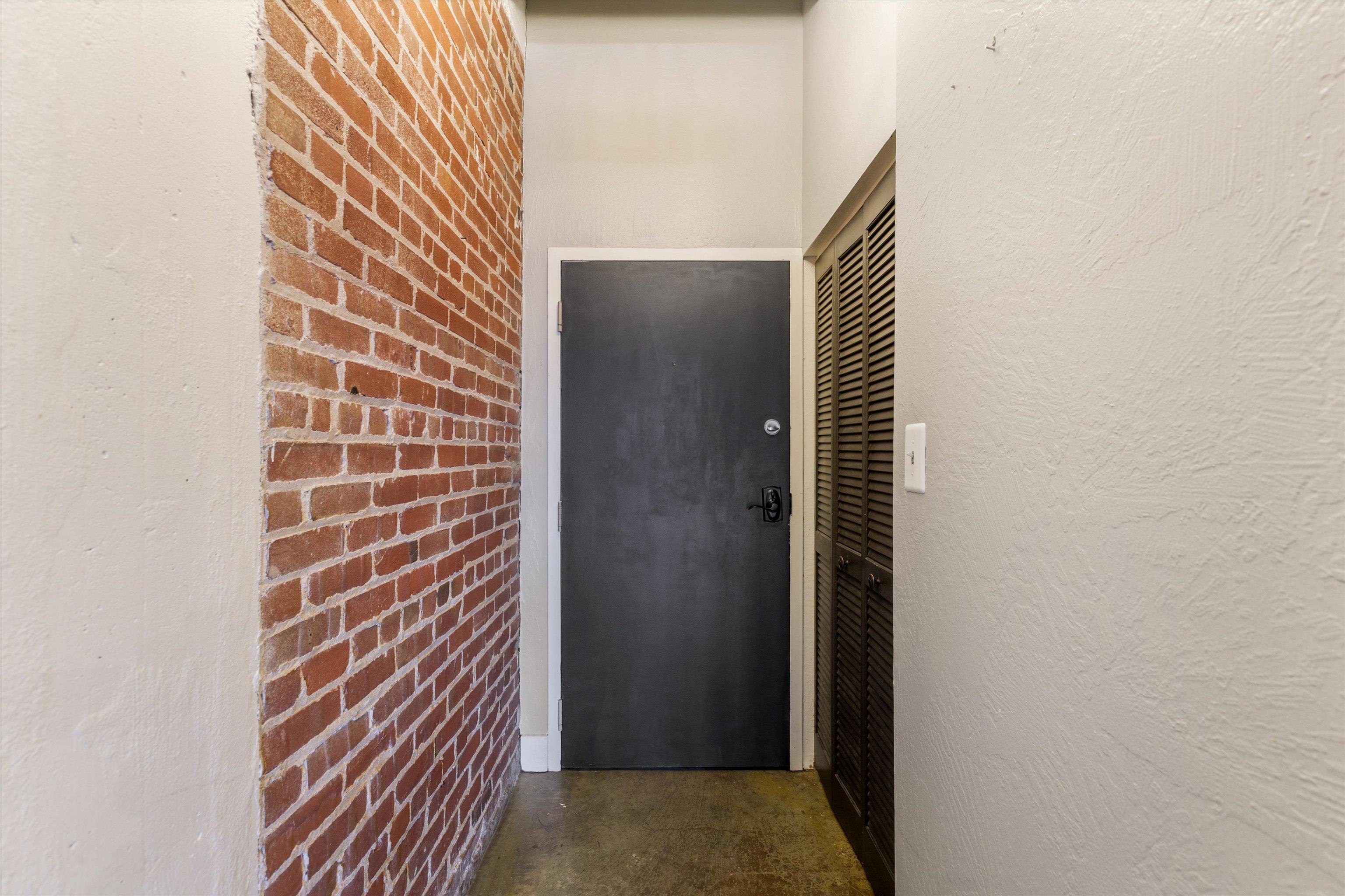 408 S FRONT ST Unit: 413