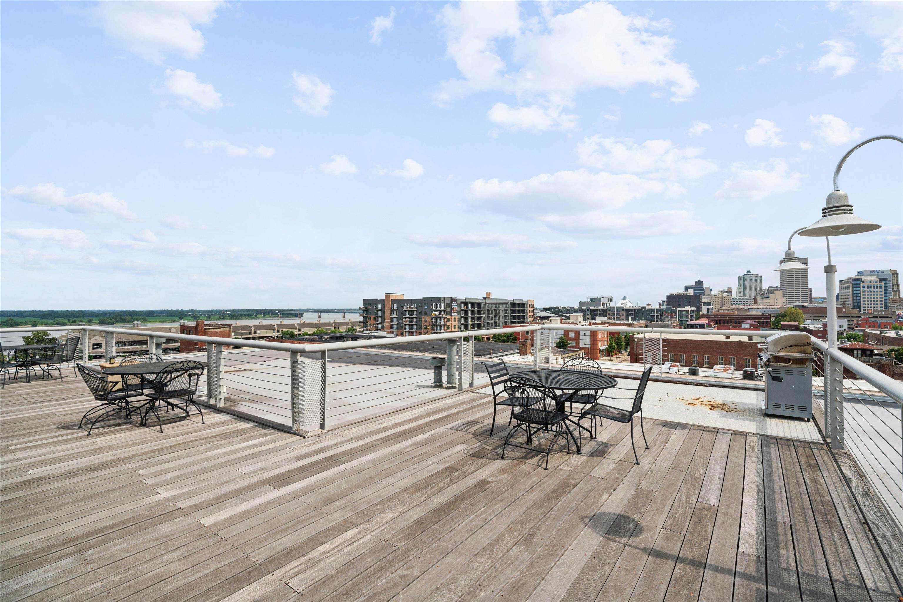 408 S FRONT ST Unit: 413