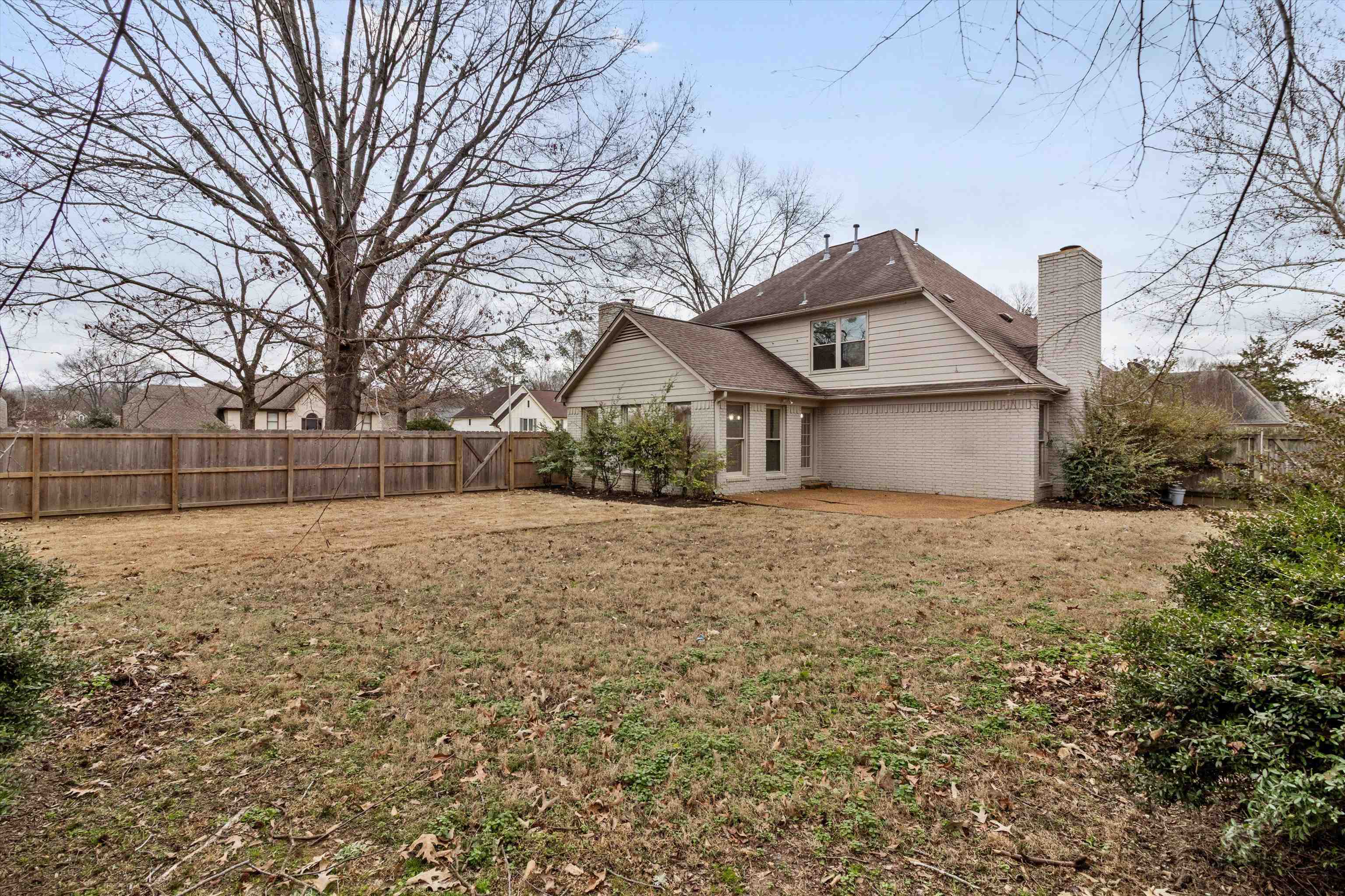 664 WOOD VALLEY DR