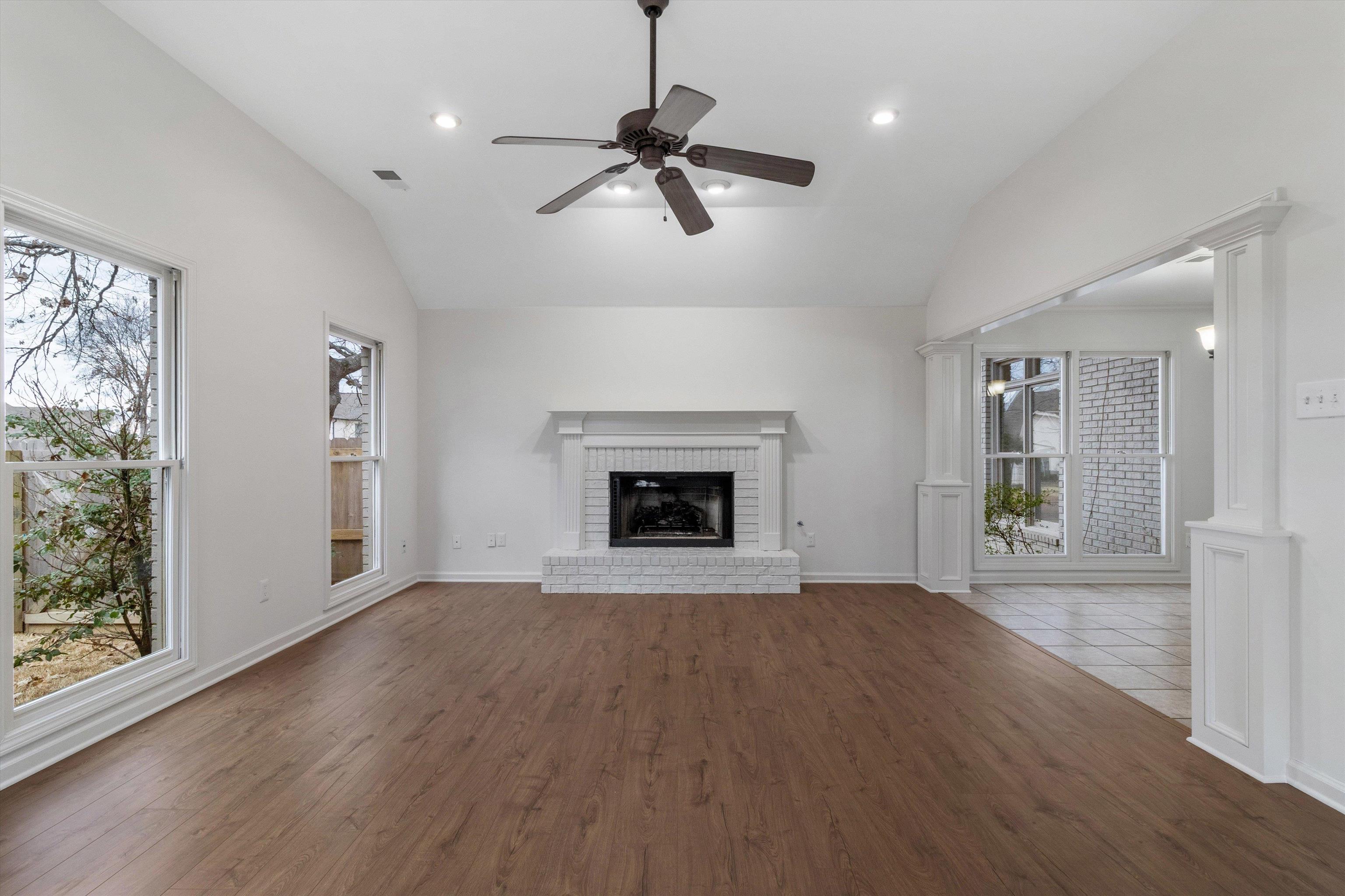 664 WOOD VALLEY DR