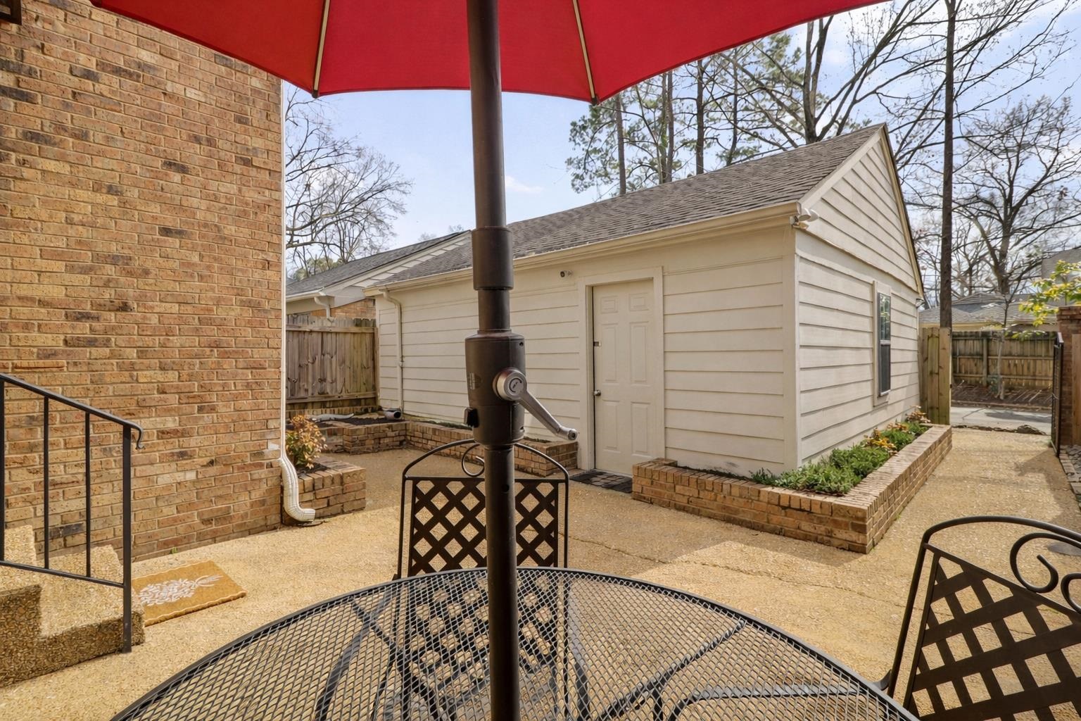 6902 MIDHURST DR Unit: 6902