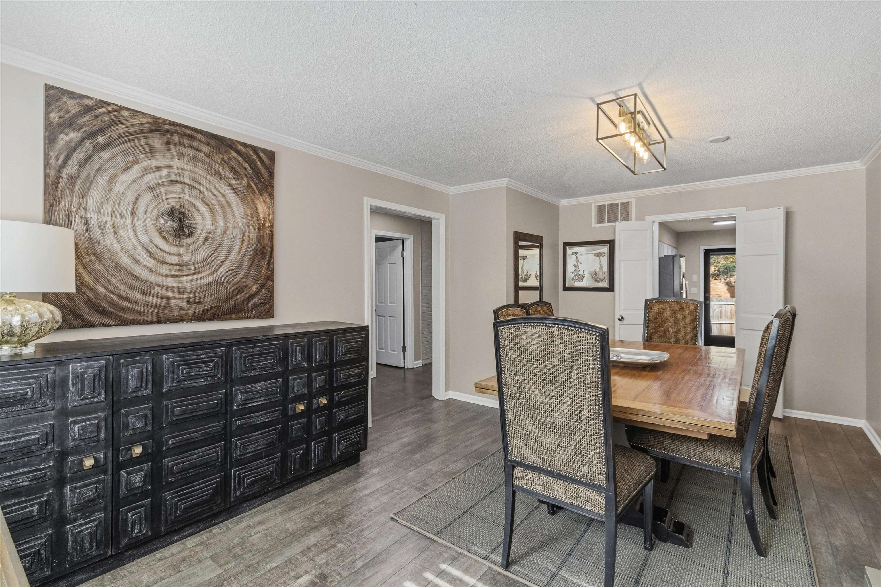 6902 MIDHURST DR Unit: 6902