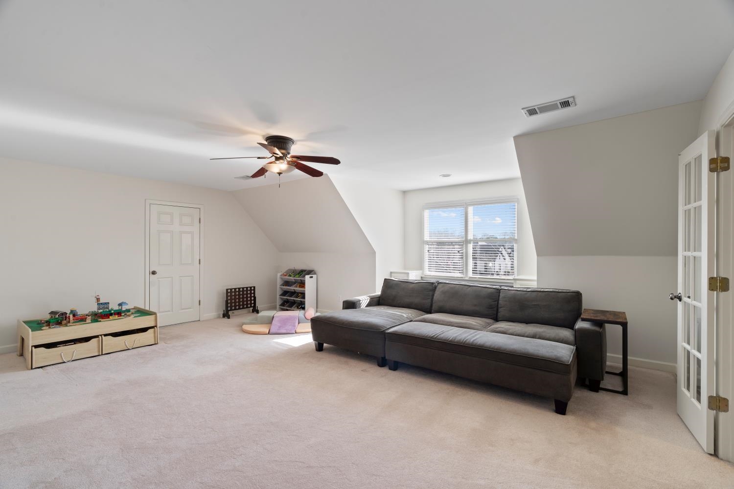 10257 OLD COURSE CV