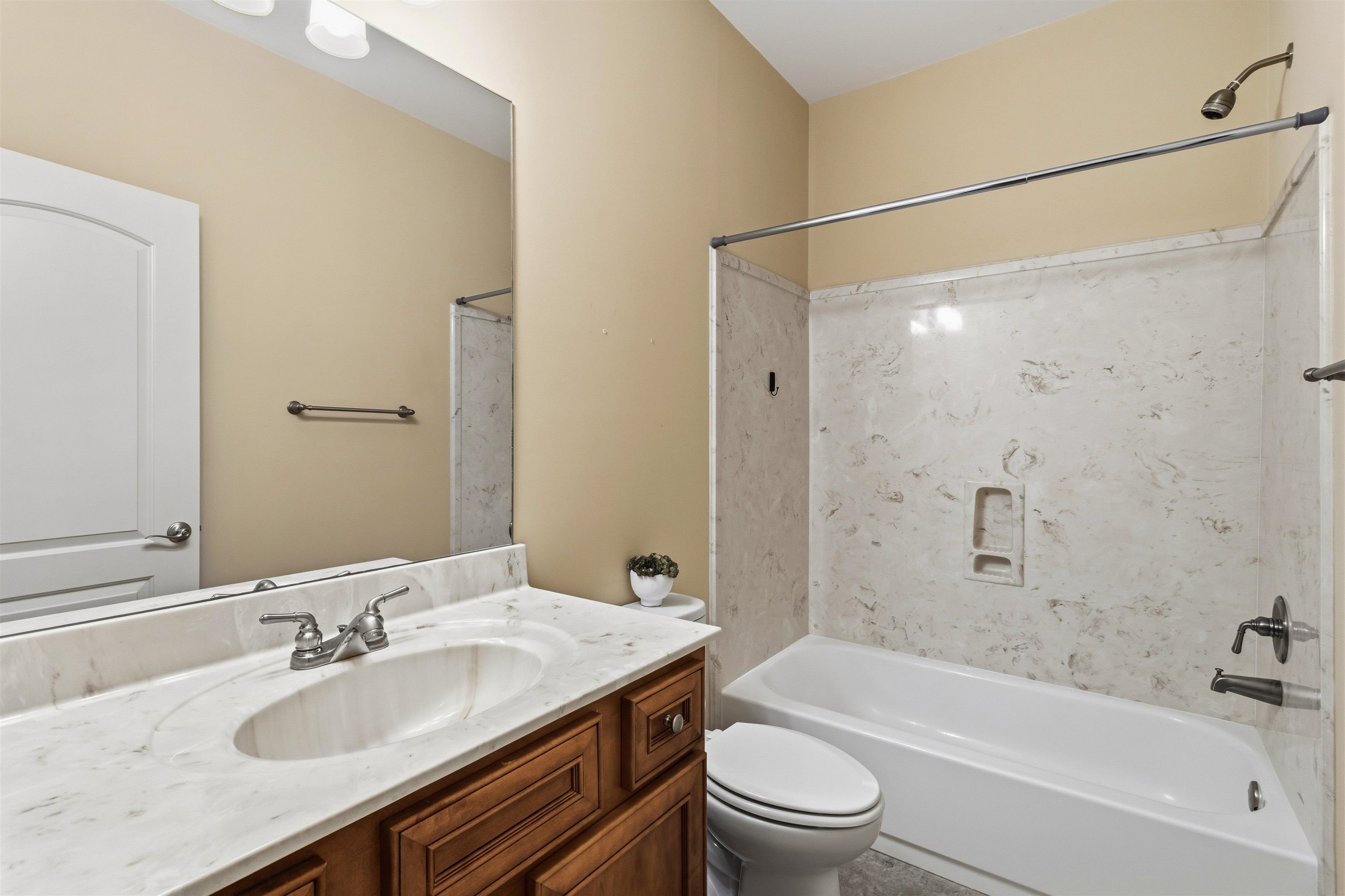 104 ST ANDREWS DR Unit: 104