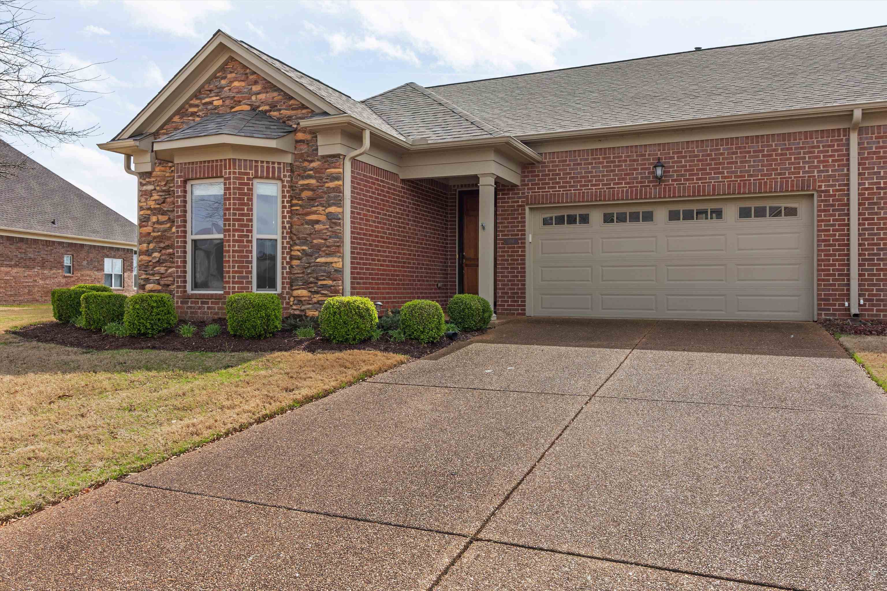 104 ST ANDREWS DR Unit: 104