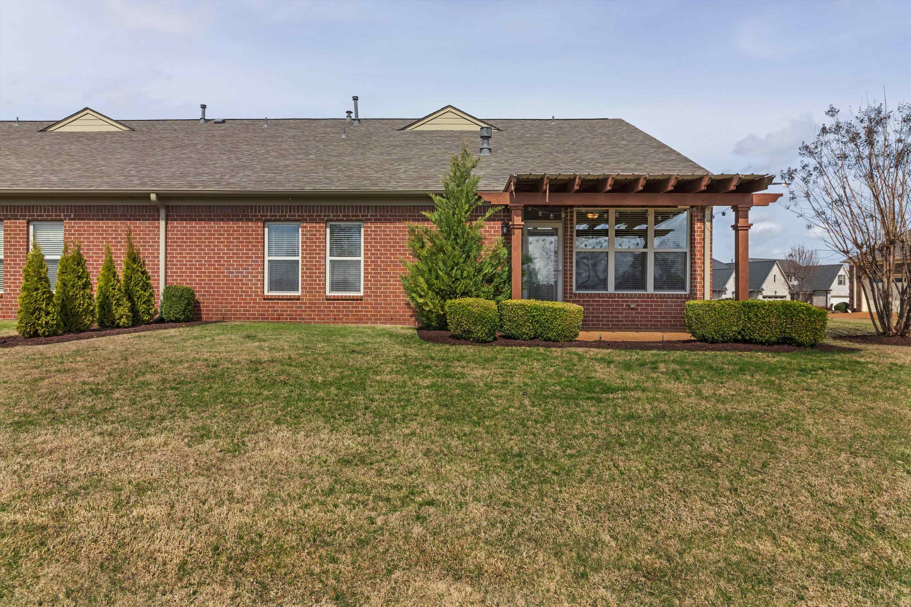 104 ST ANDREWS DR Unit: 104