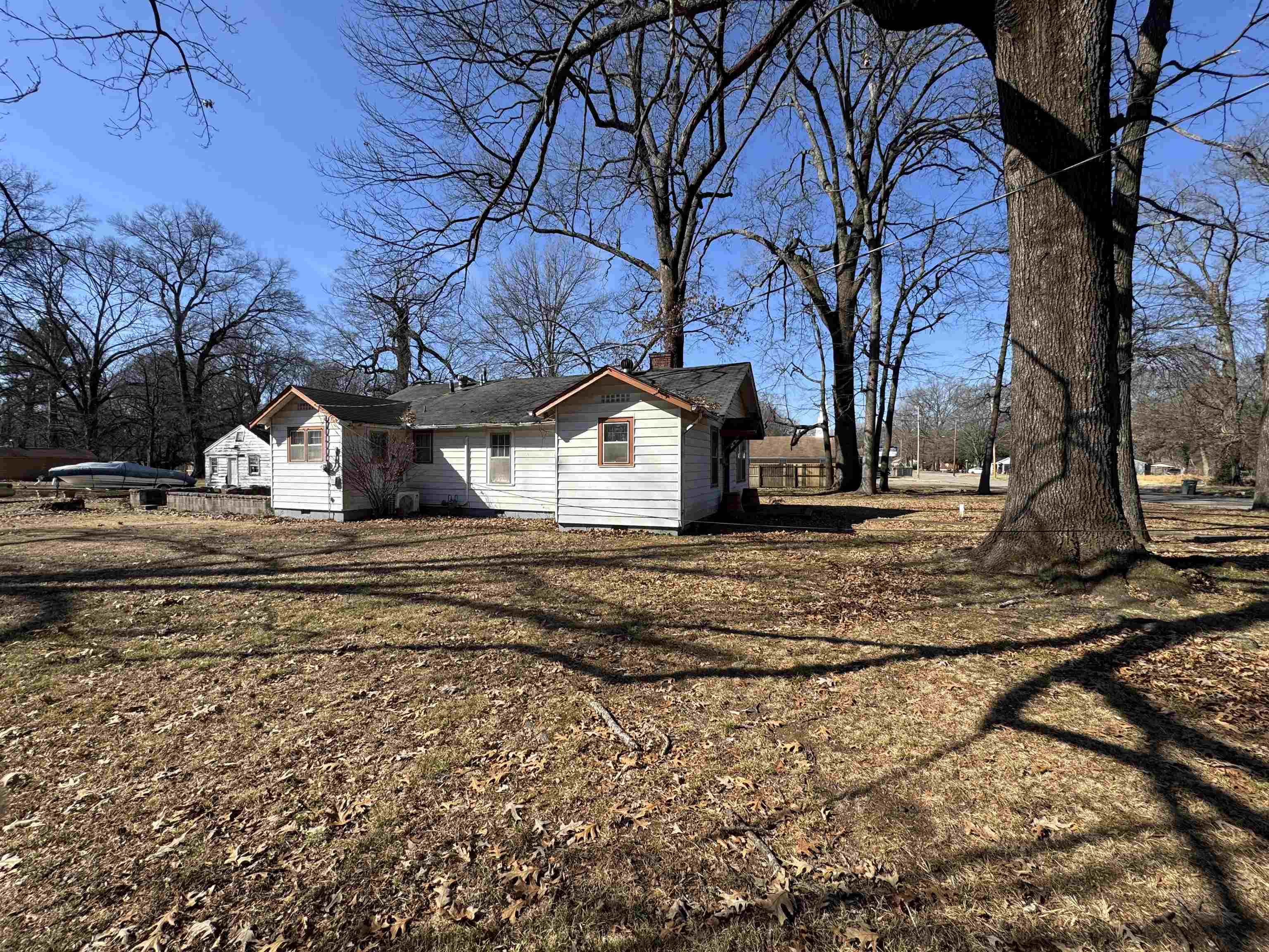 3901 GREY RD