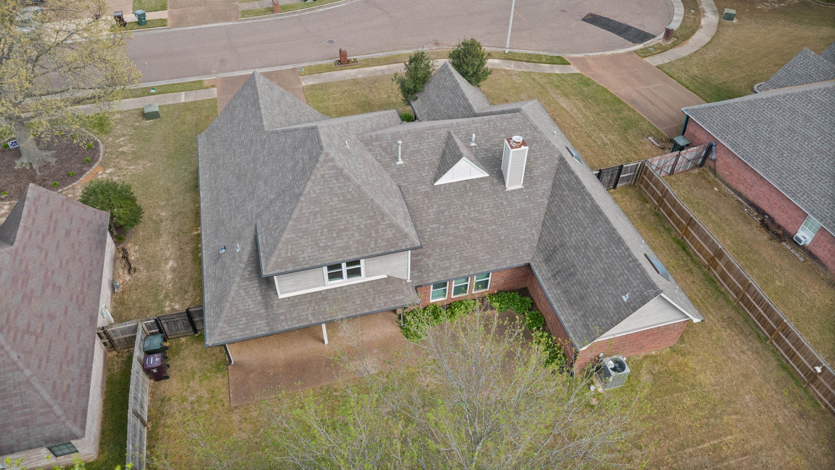 1301 WOLF LAIR DR