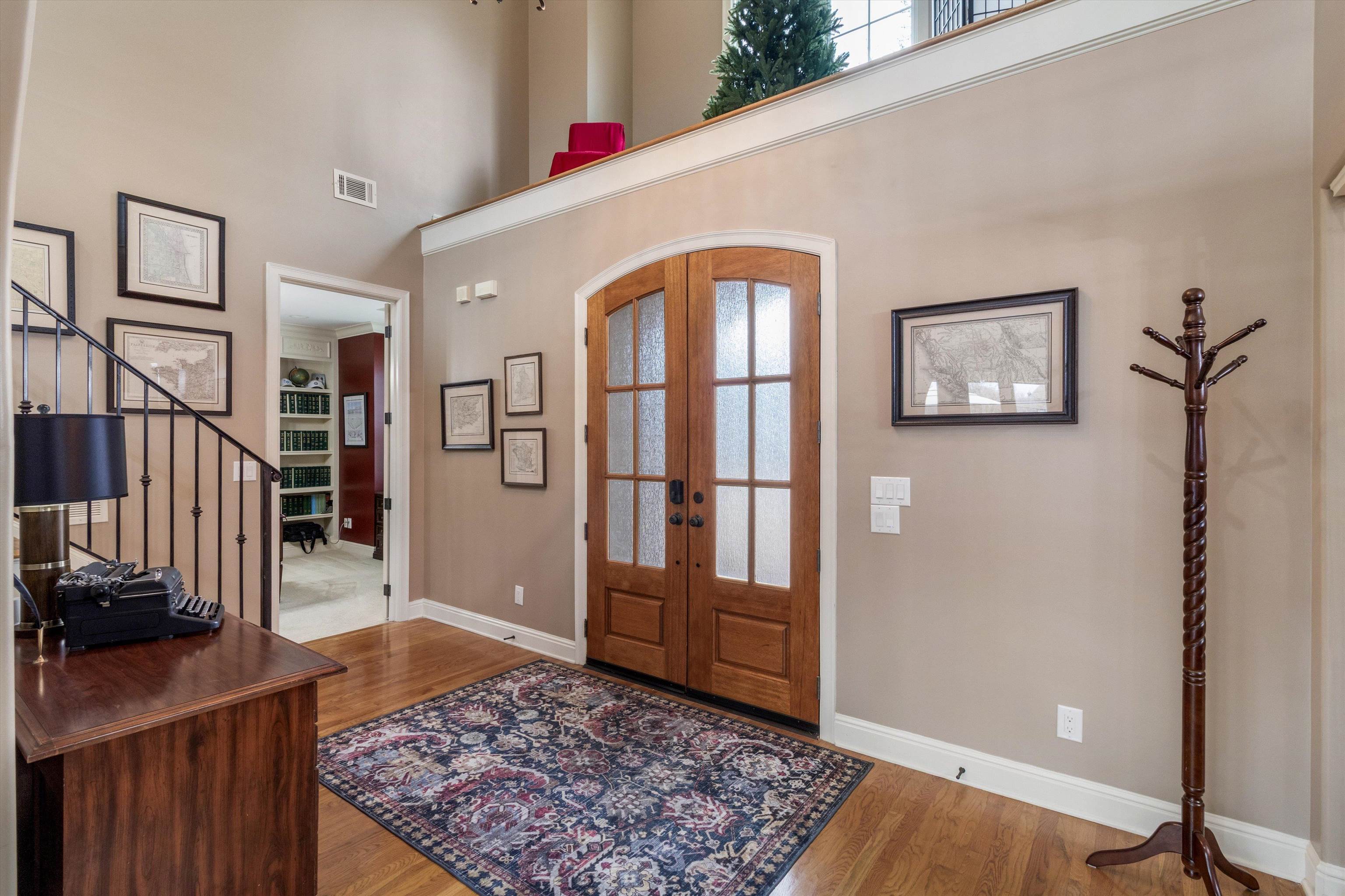 3229 BEDFORD LN