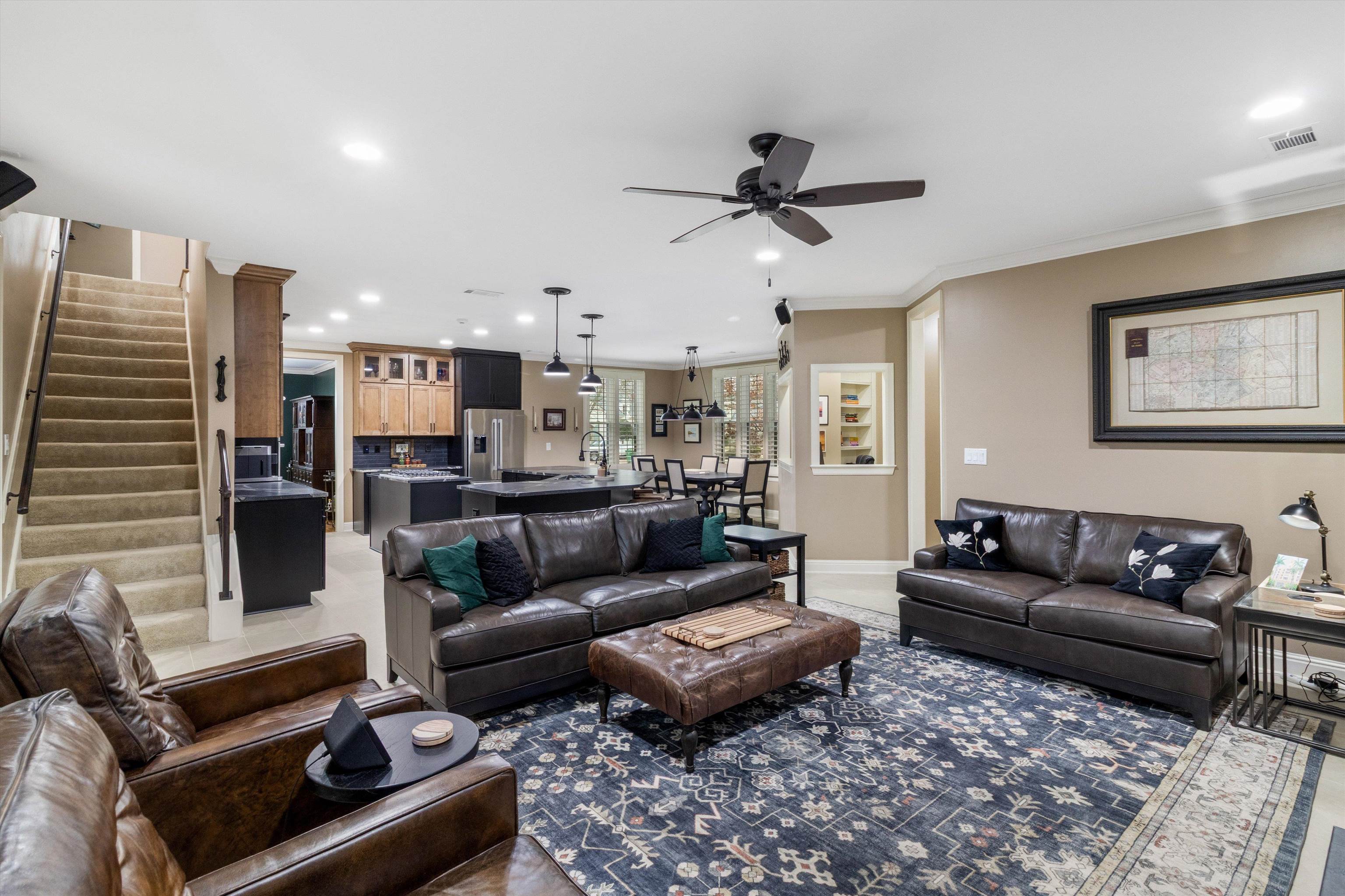 3229 BEDFORD LN