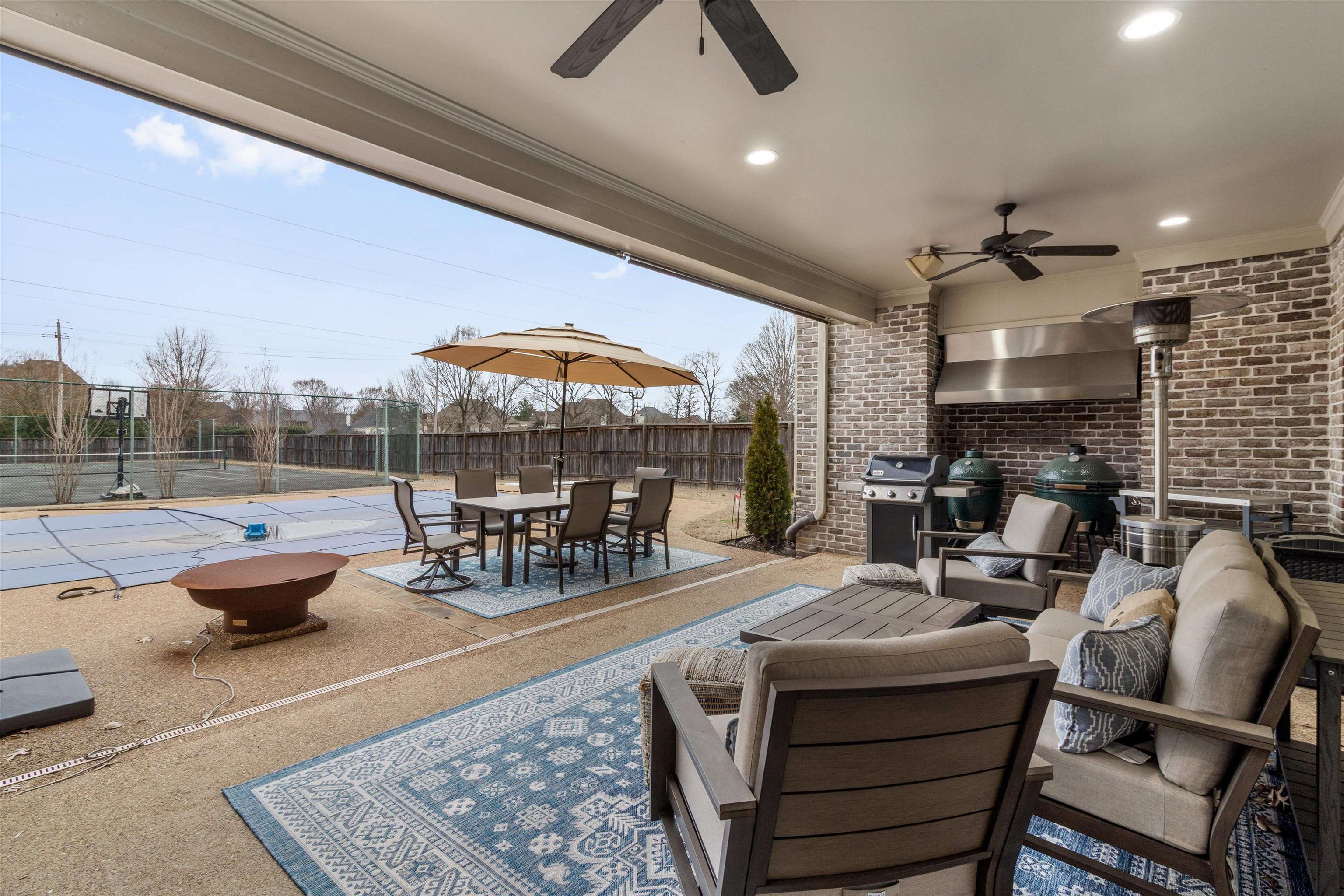 3229 BEDFORD LN