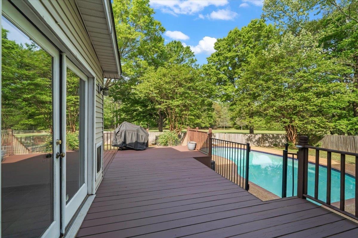 1217 SADDLE RIDGE DR