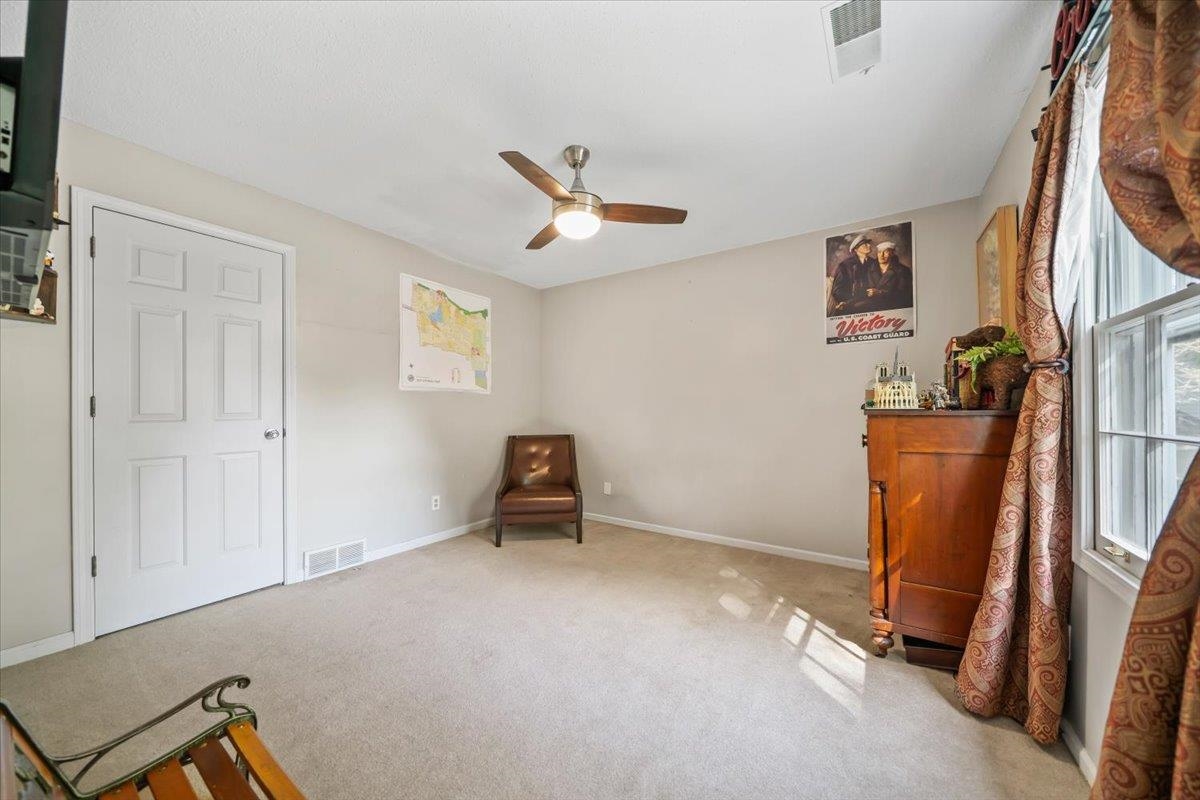 1217 SADDLE RIDGE DR