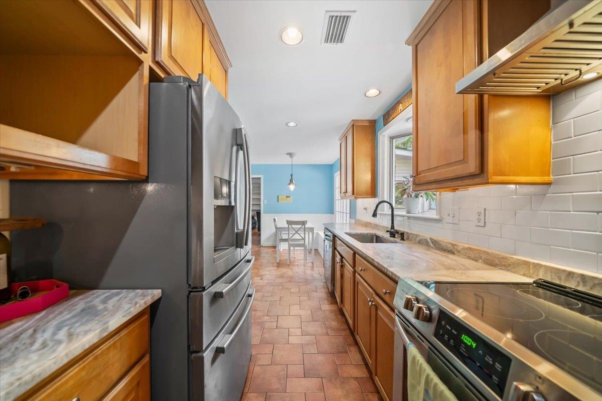 1217 SADDLE RIDGE DR