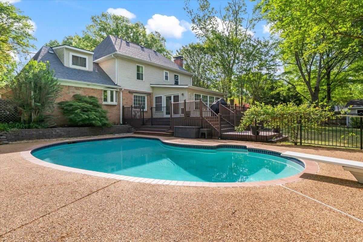 1217 SADDLE RIDGE DR