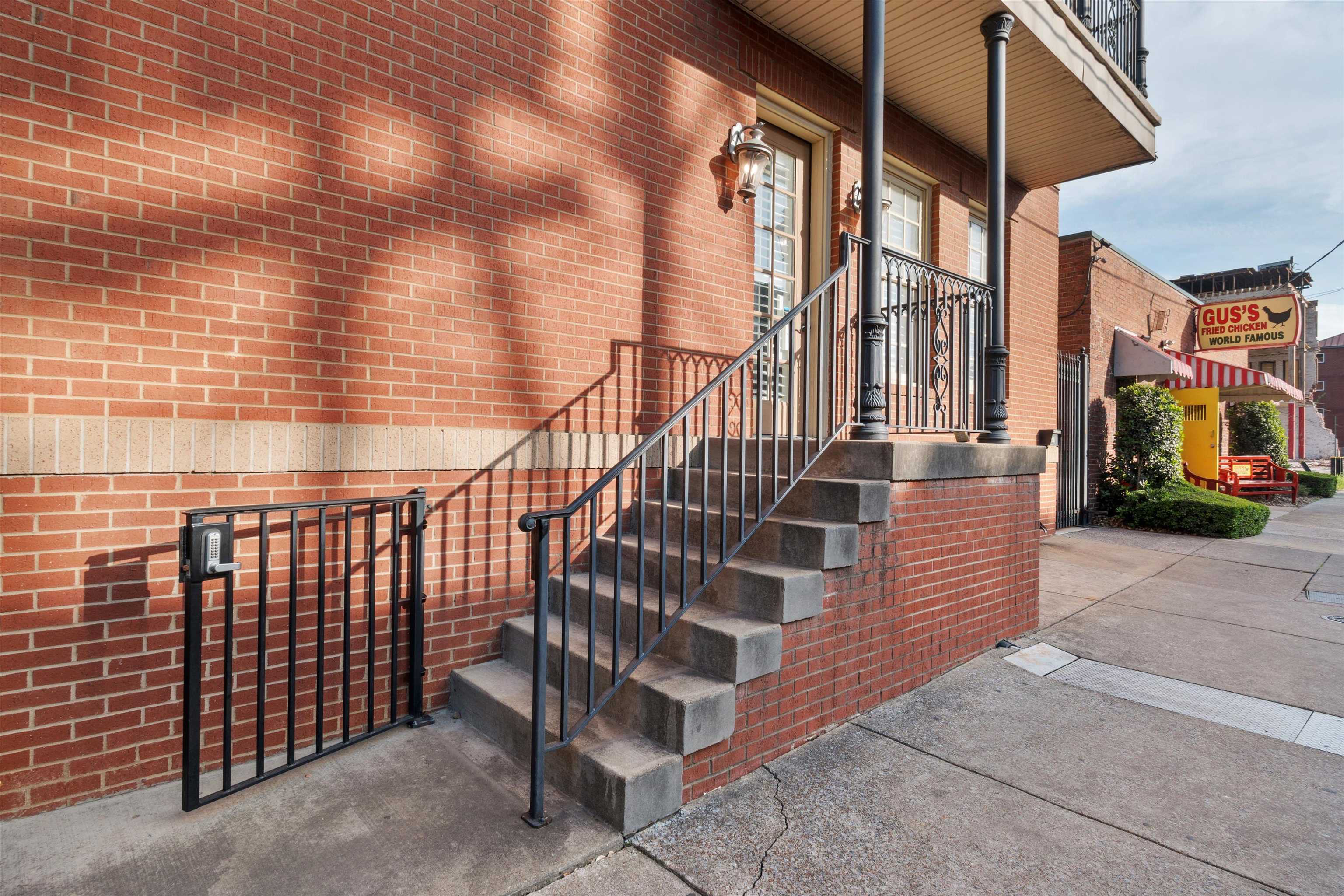 65 E PONTOTOC AVE Unit: 101
