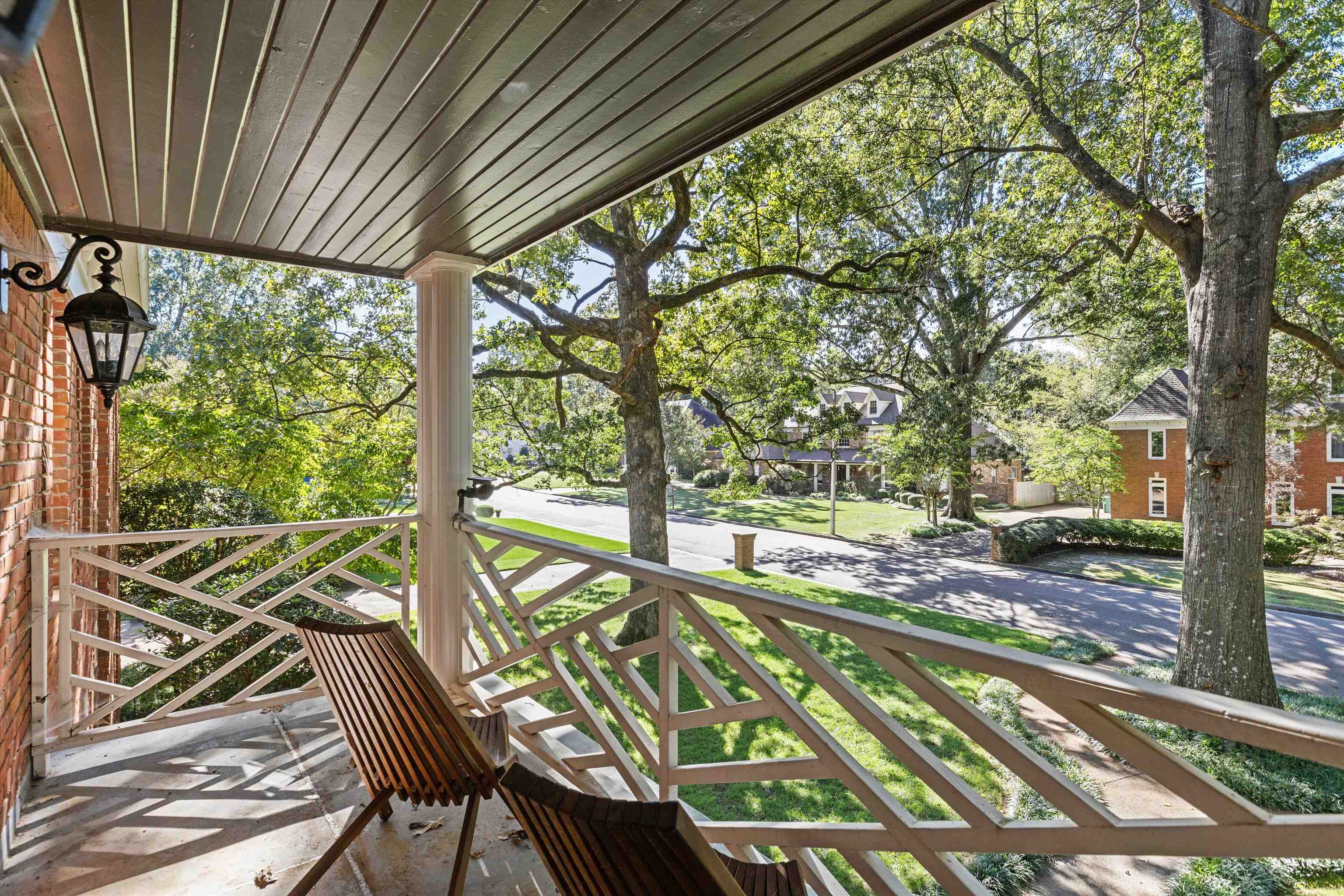 2088 DEERWOODS CV