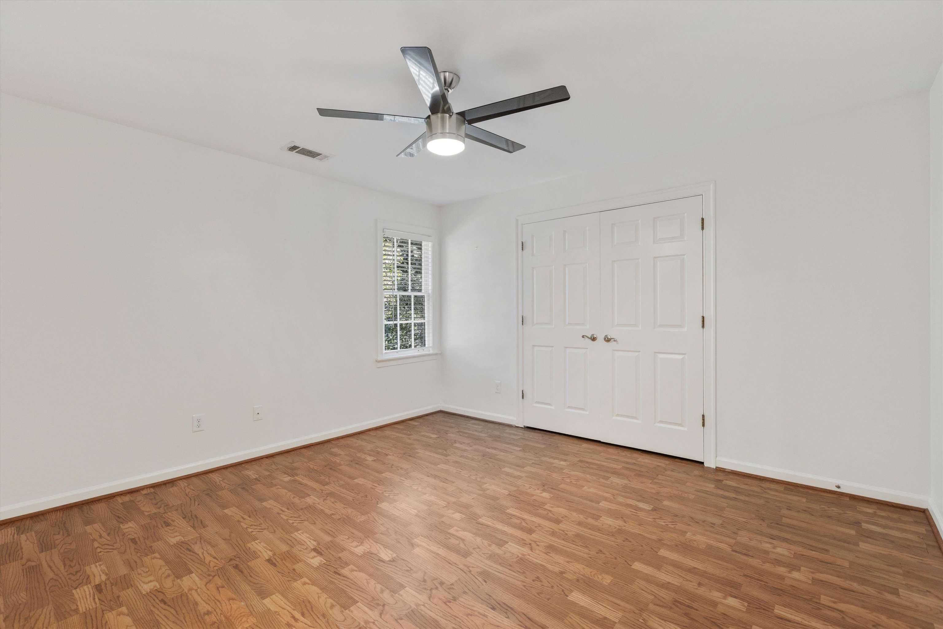 2088 DEERWOODS CV