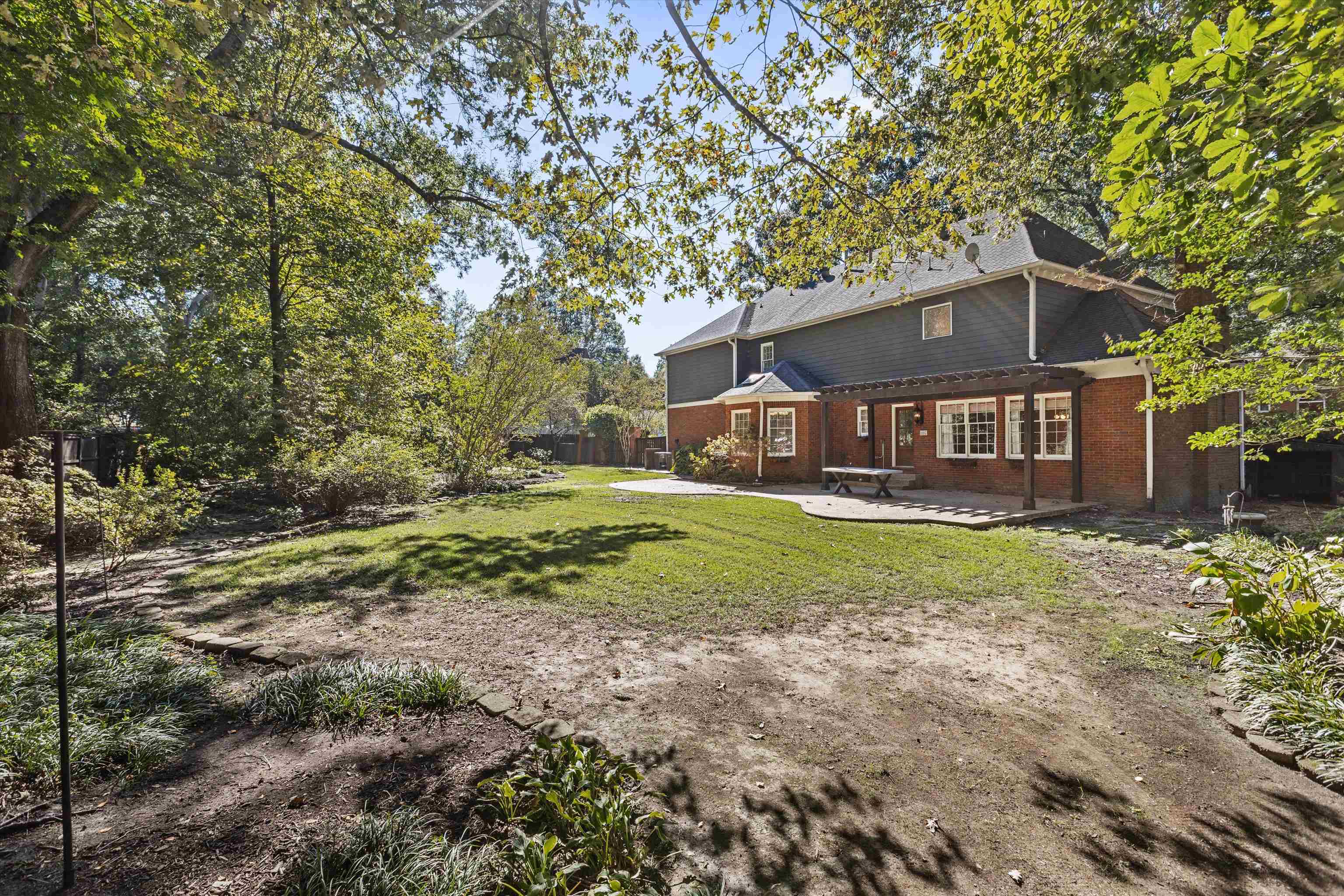 2088 DEERWOODS CV