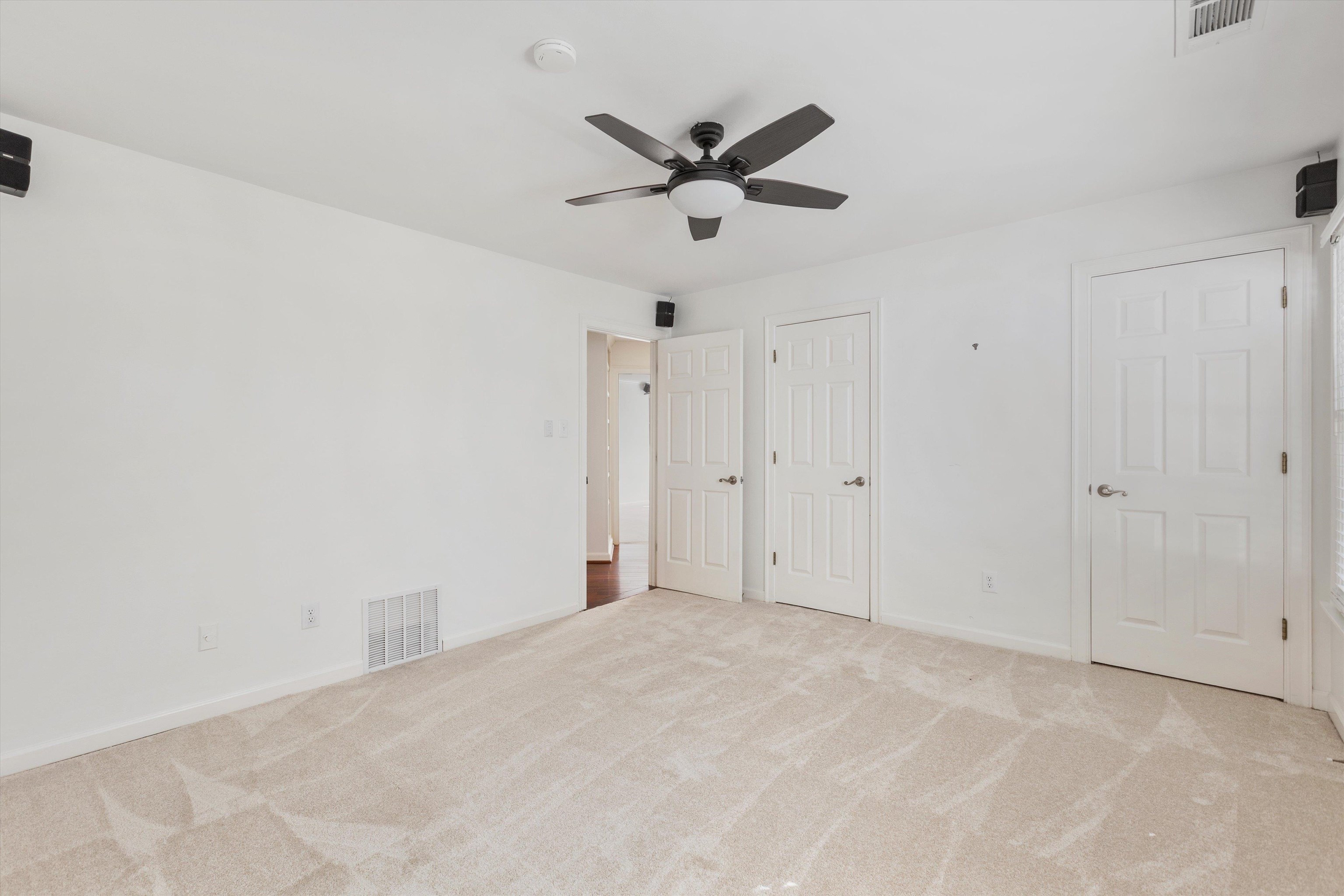 2088 DEERWOODS CV